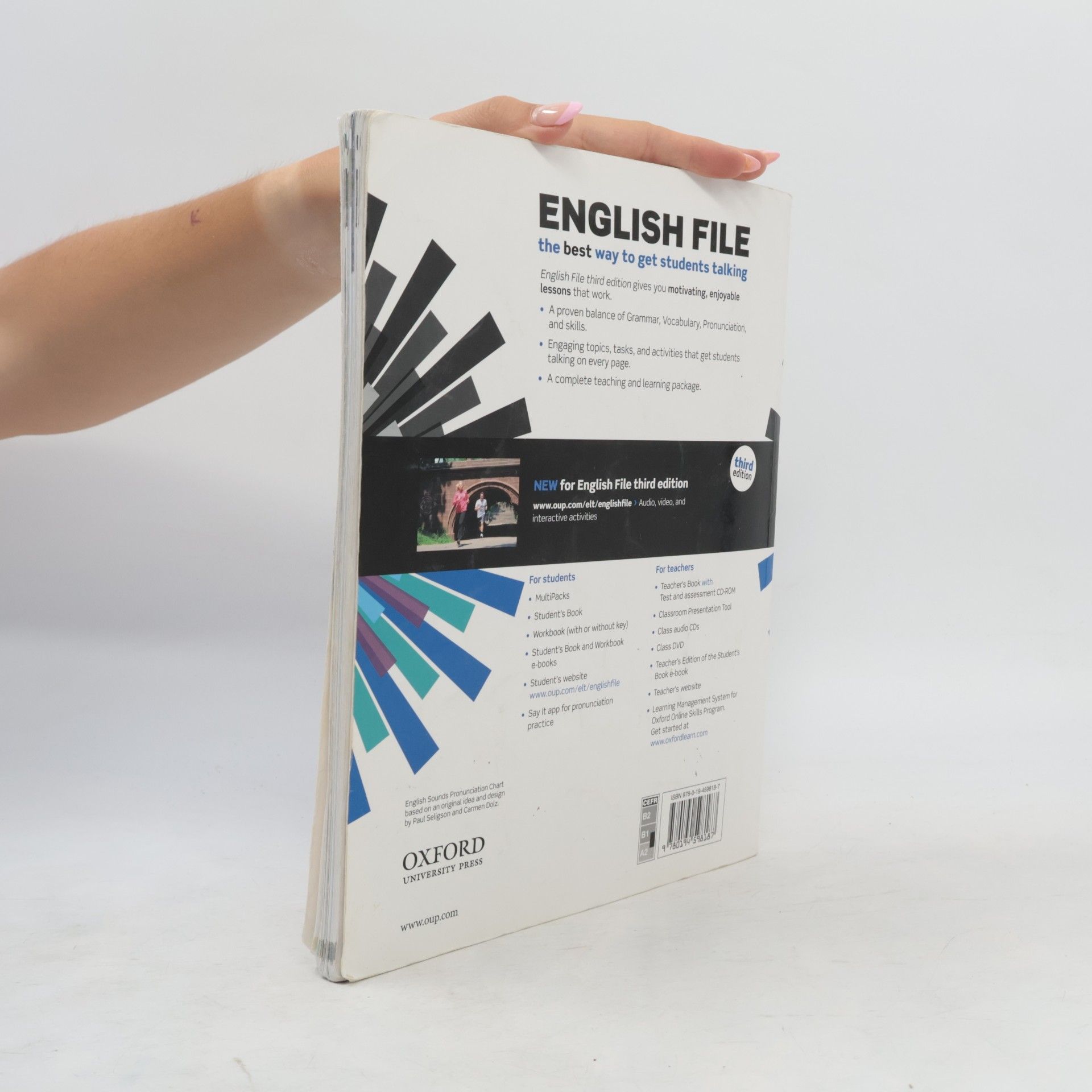 Paul Seligson English File. Pre-intermediate MultiPack B. Student´s book