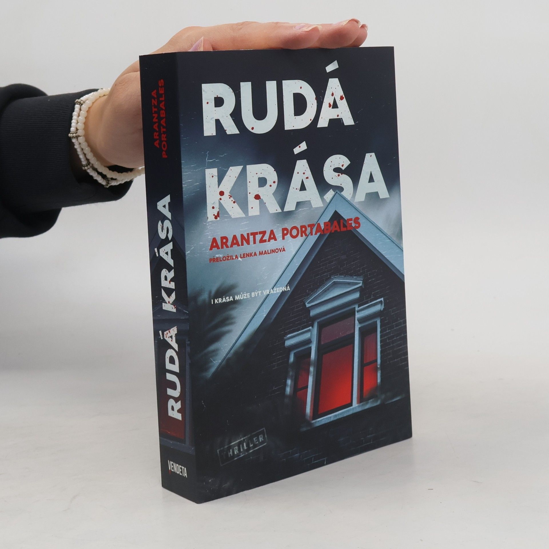 Arantza Portabales Rudá krása