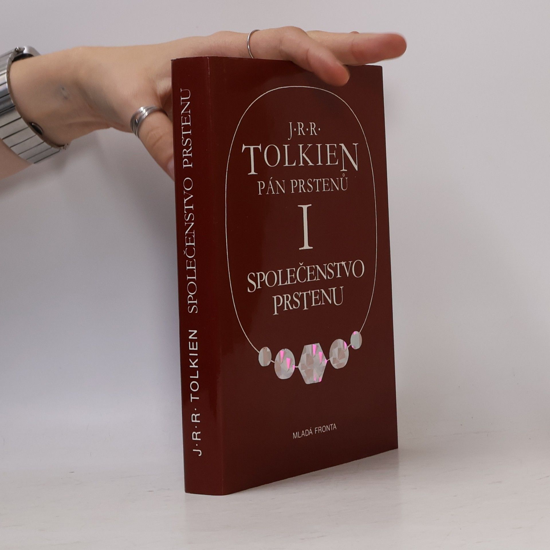 J. R. R. Tolkien Pán prstenů I.