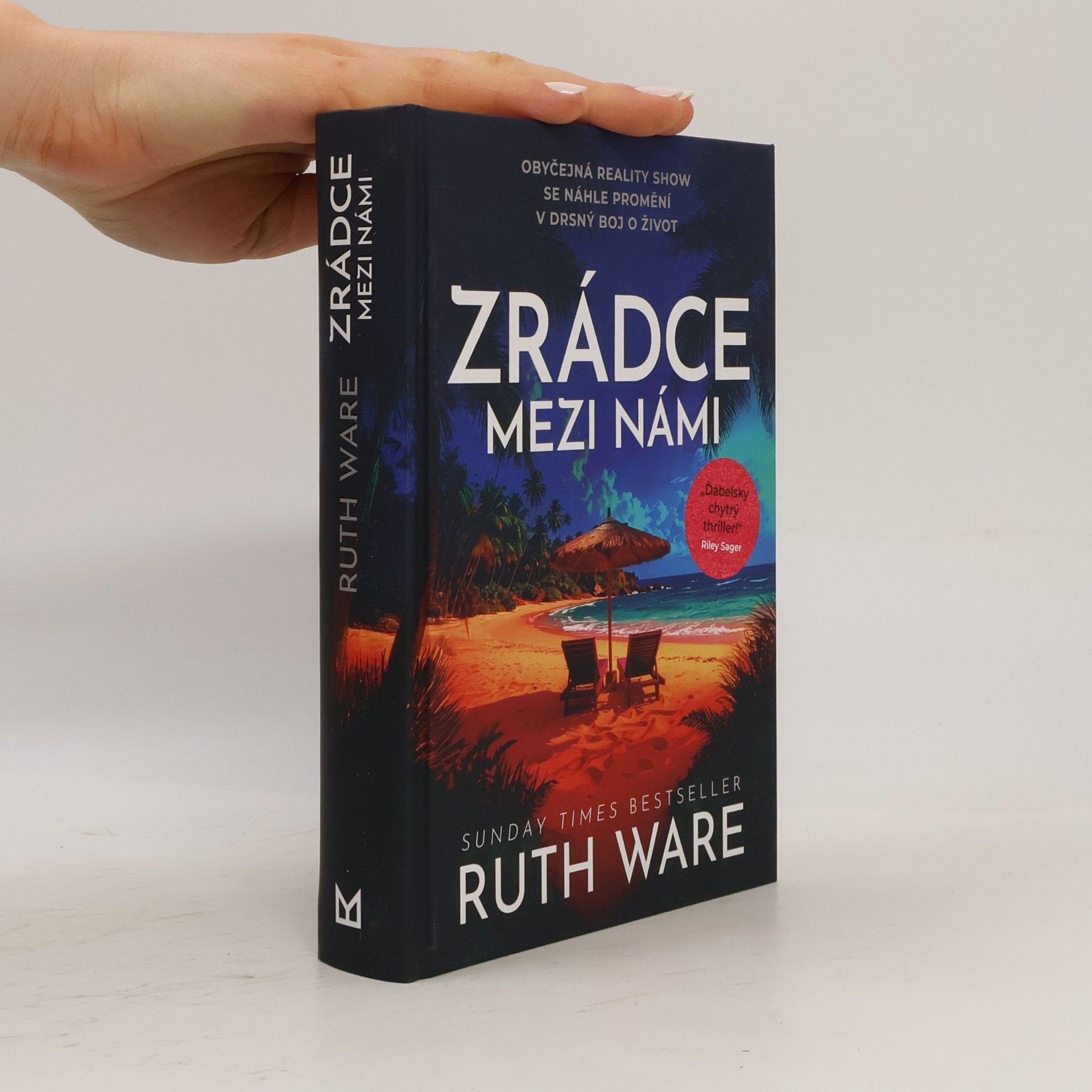 Ruth Ware Zrádce mezi námi