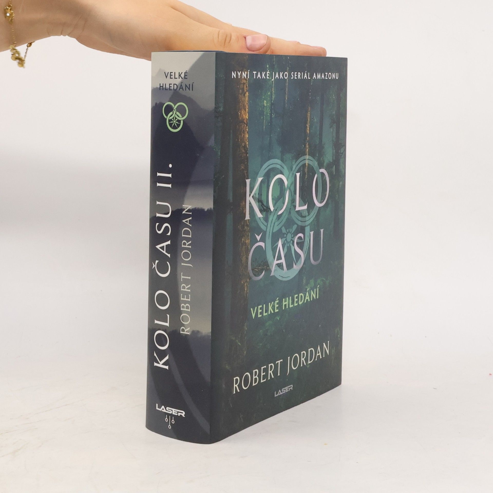 Robert Jordan Kolo času 2. Velké hledání