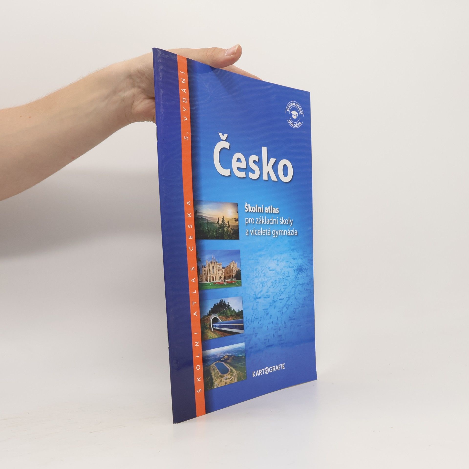 Auteurscollectief Česko: školní atlas pro základní školy a víceletá gymnázia