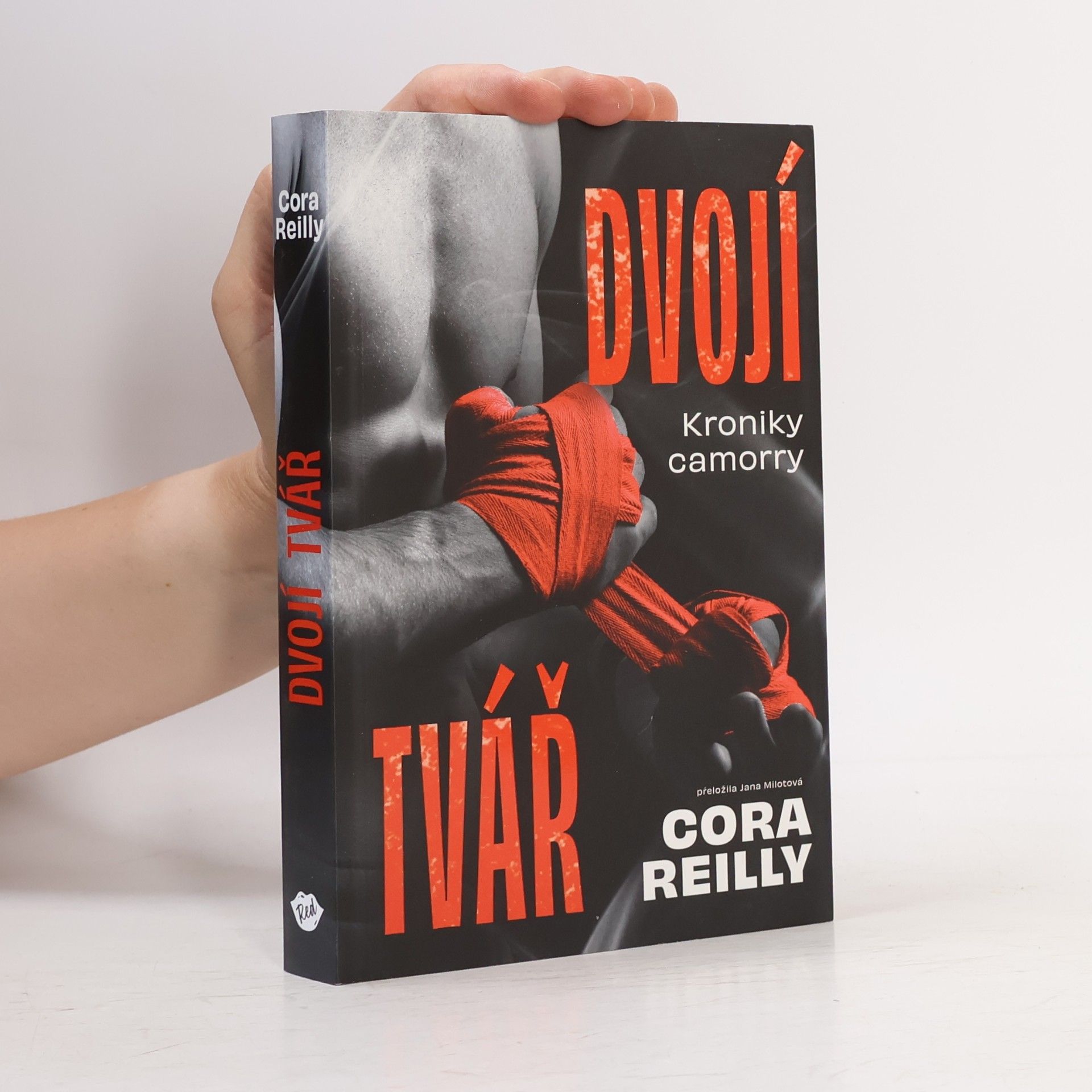 Cora Reilly Dvojí tvář
