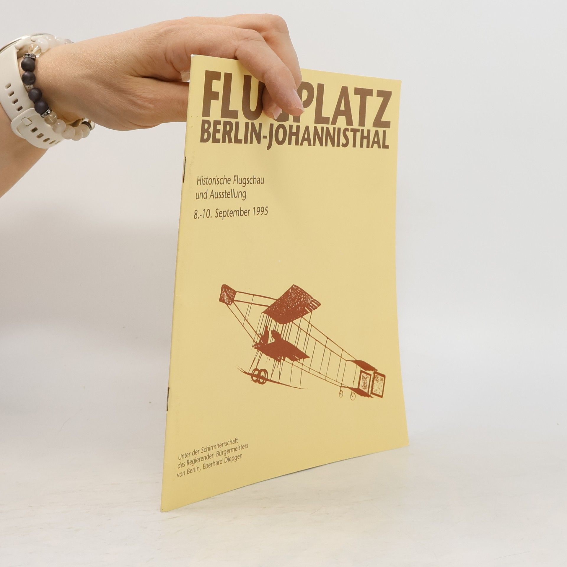 kolektiv Flugplatz Berlin-Johannisthal
