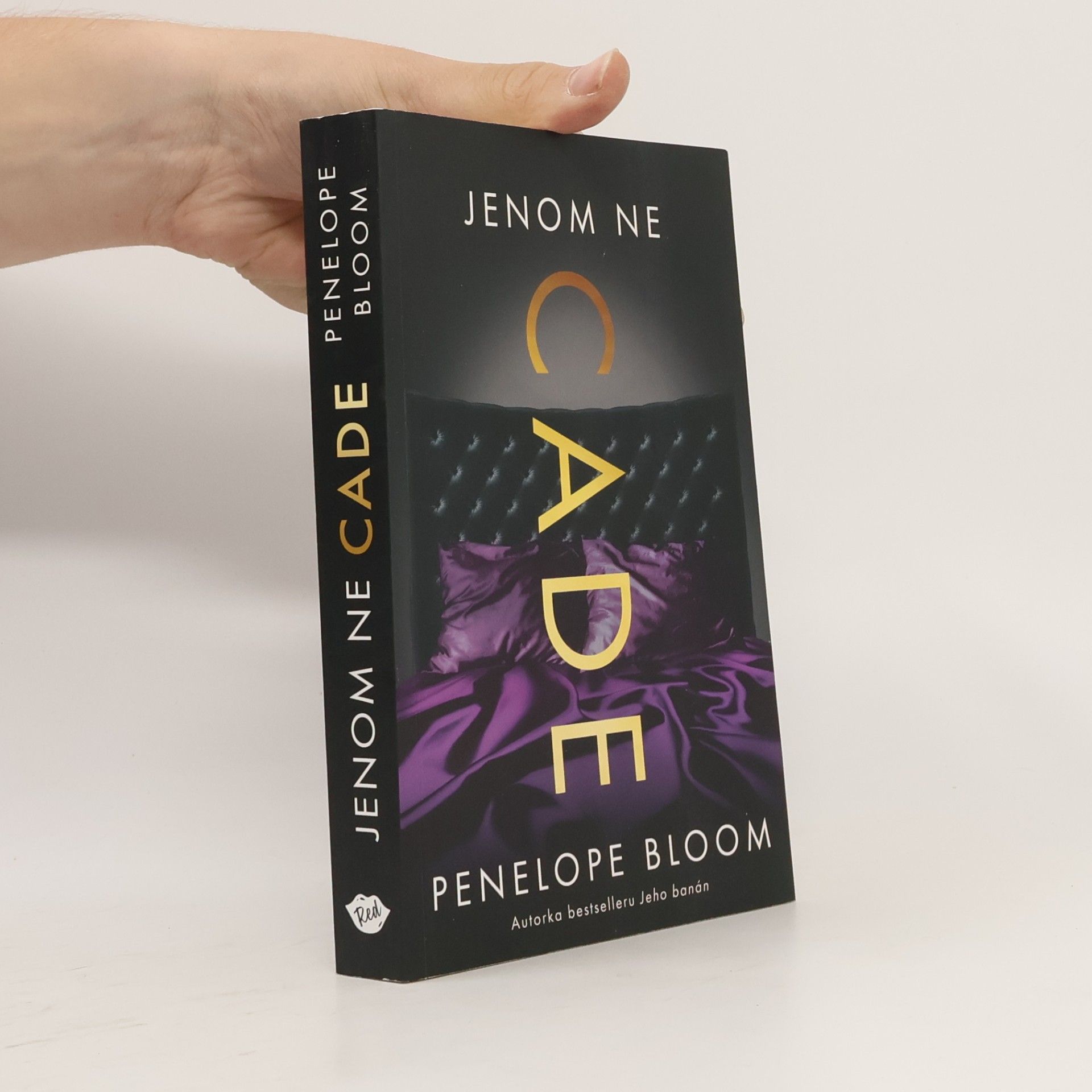 Penelope Bloom Jenom ne Cade