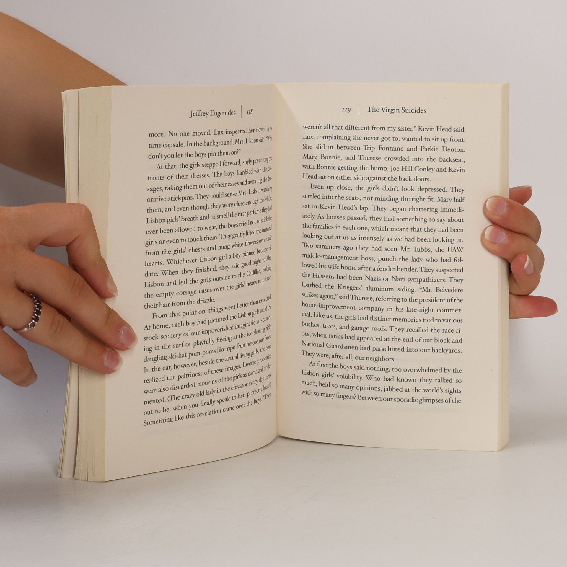 Jeffrey Eugenides The Virgin Suicides