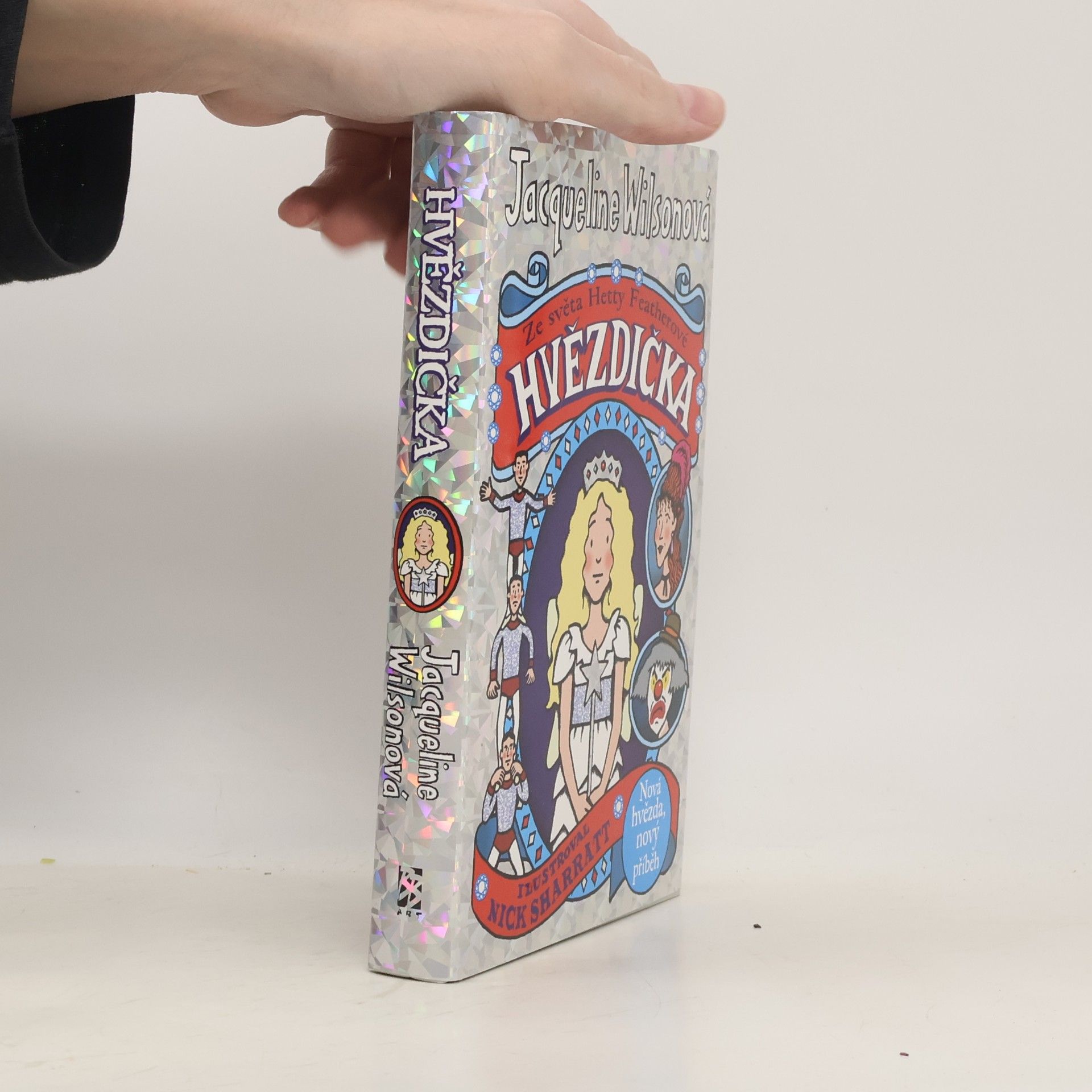 Jacqueline Wilson Hvězdička: Ze světa Hetty Featherové
