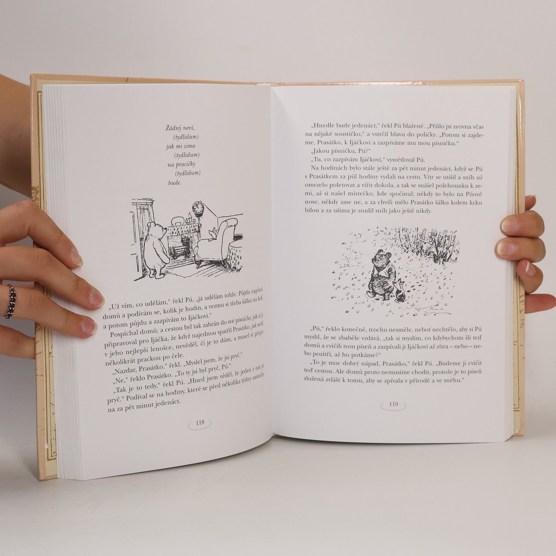 A. A. Milne Medvídek Pú
