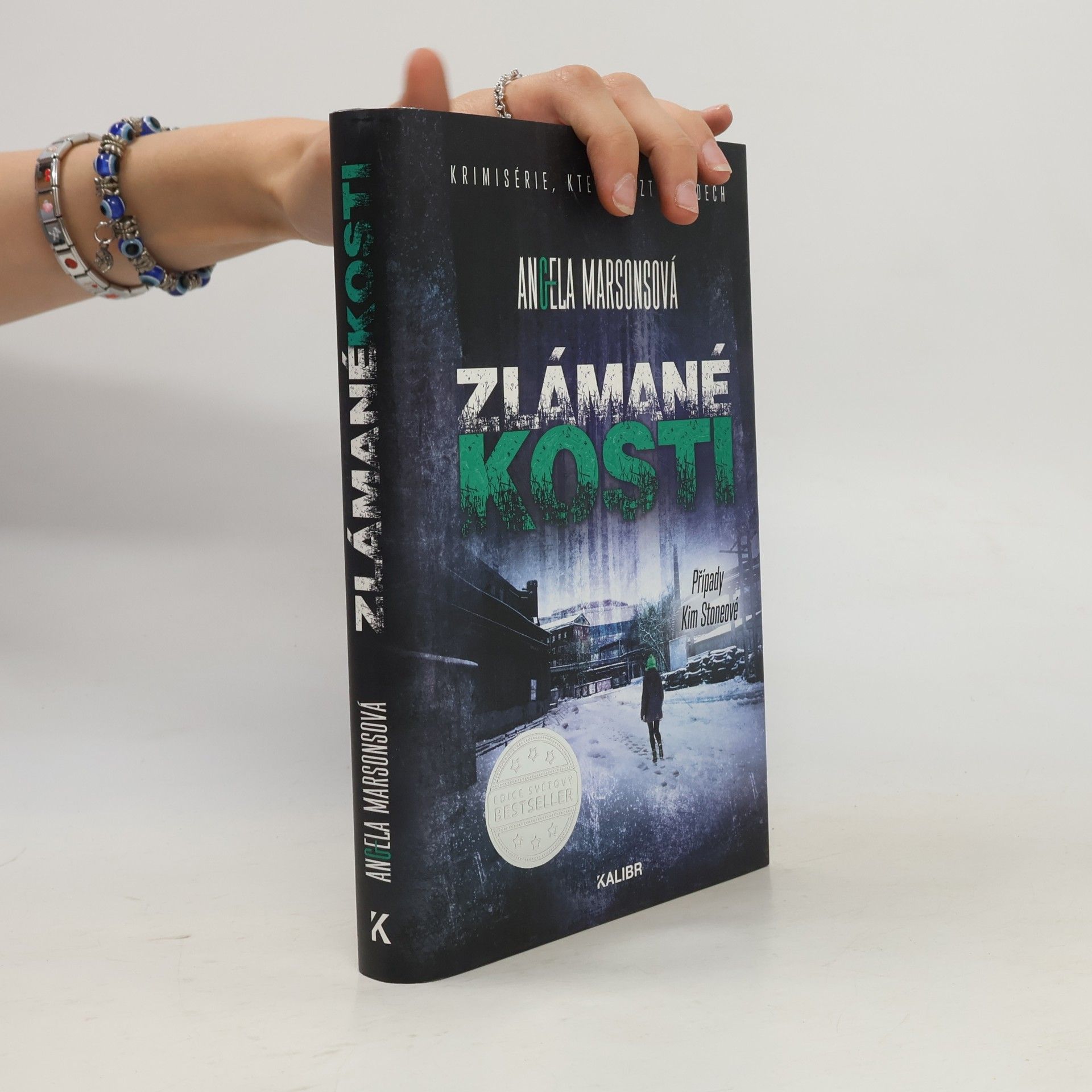Angela Marsons Zlámané kosti