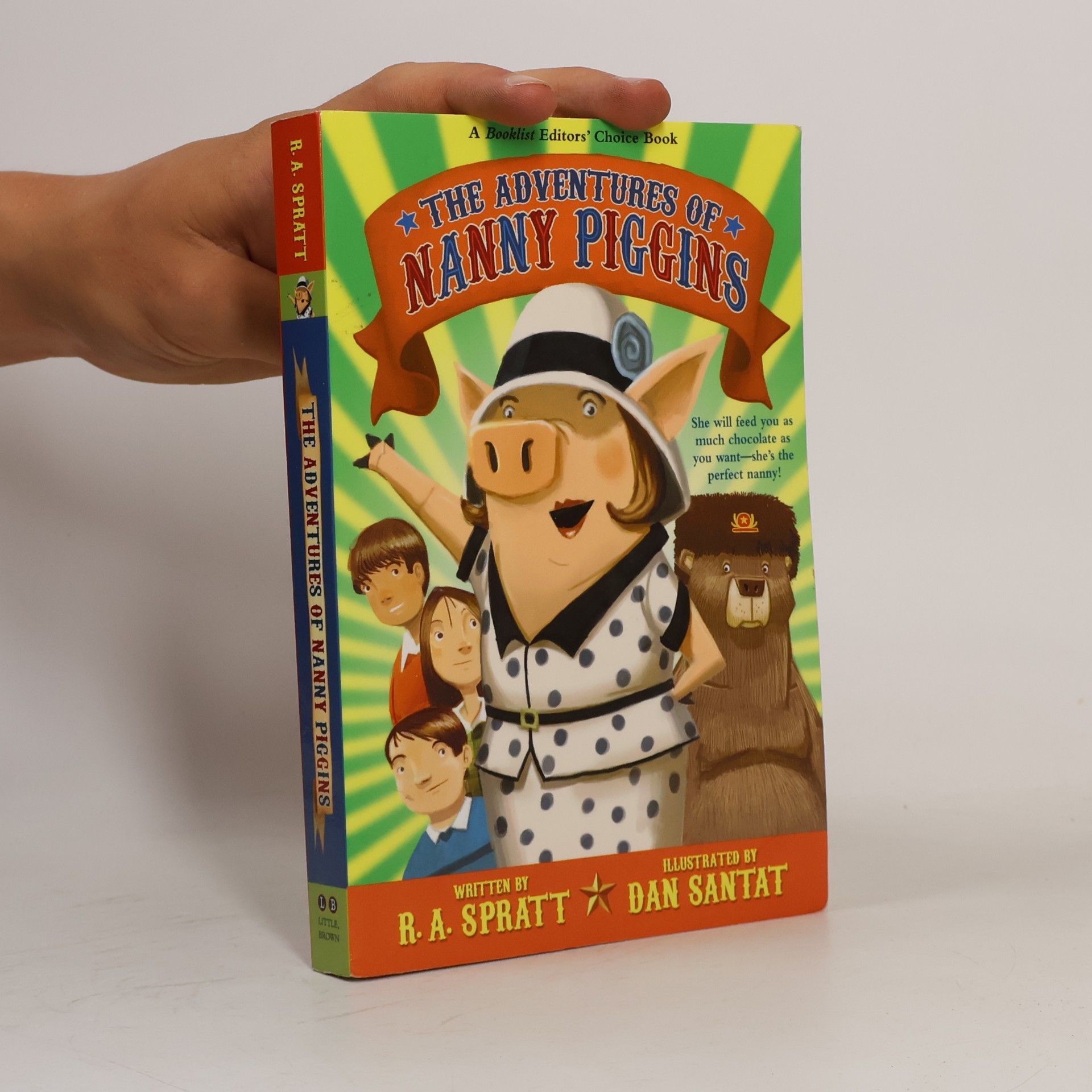R.A. Spratt Nanny Piggins - 1: The Adventures of Nanny Piggins