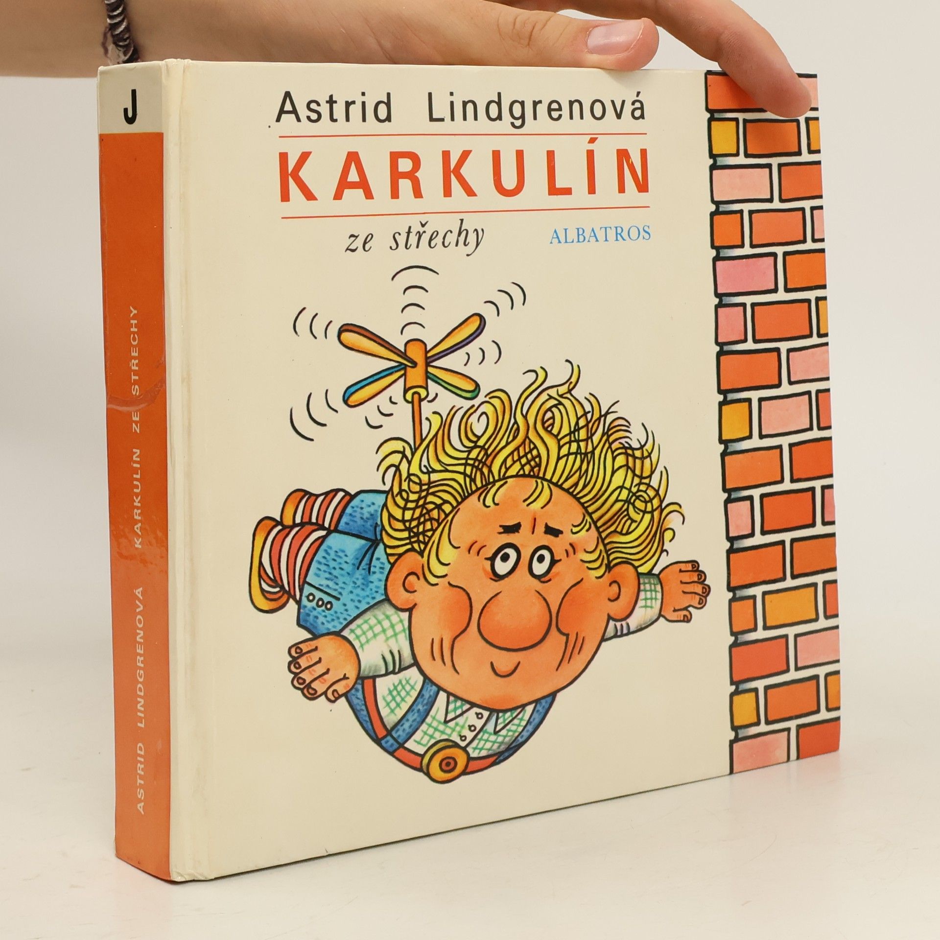 Astrid Lindgren Karkulín ze střechy