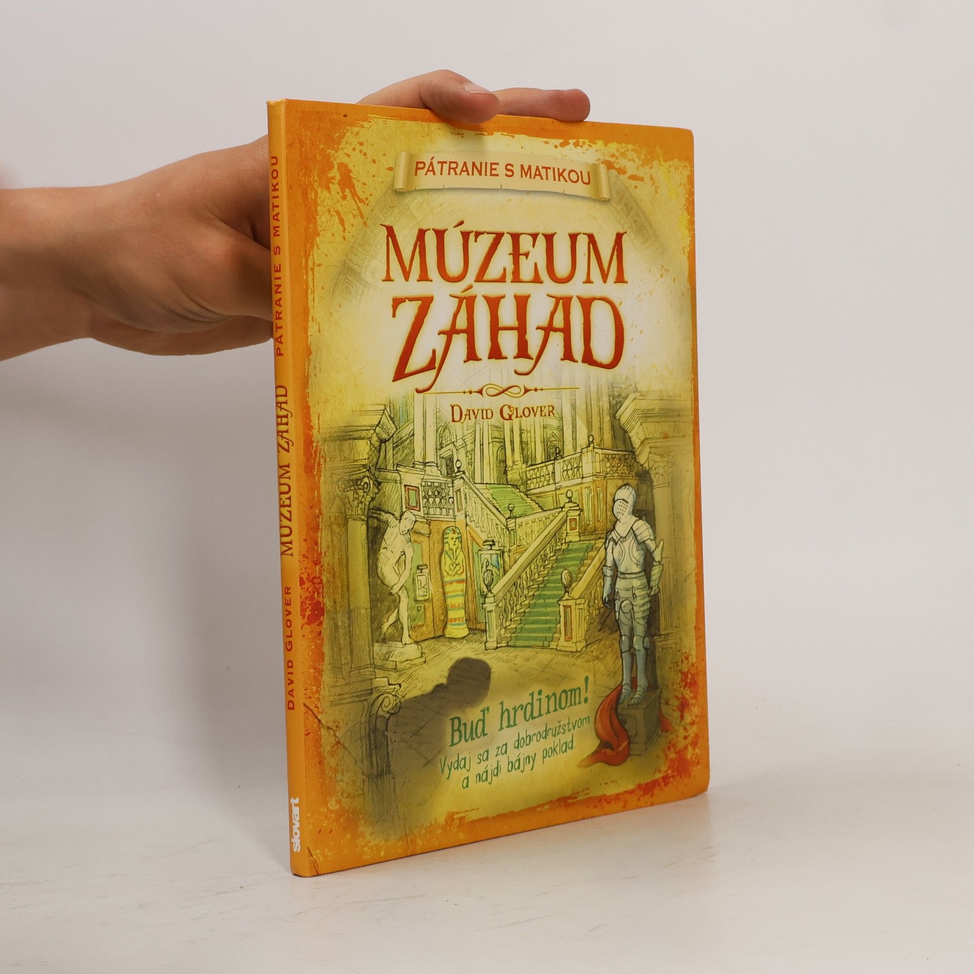 David Glover Múzeum záhad