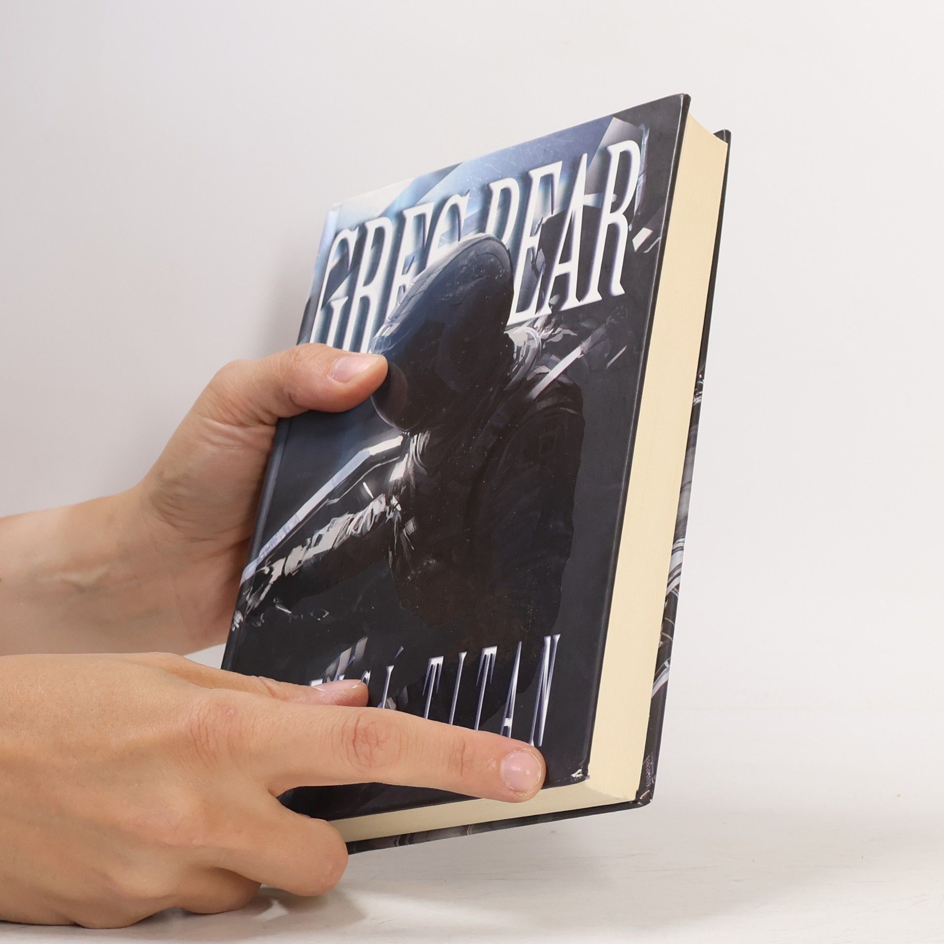 Greg Bear Smrtící Titan