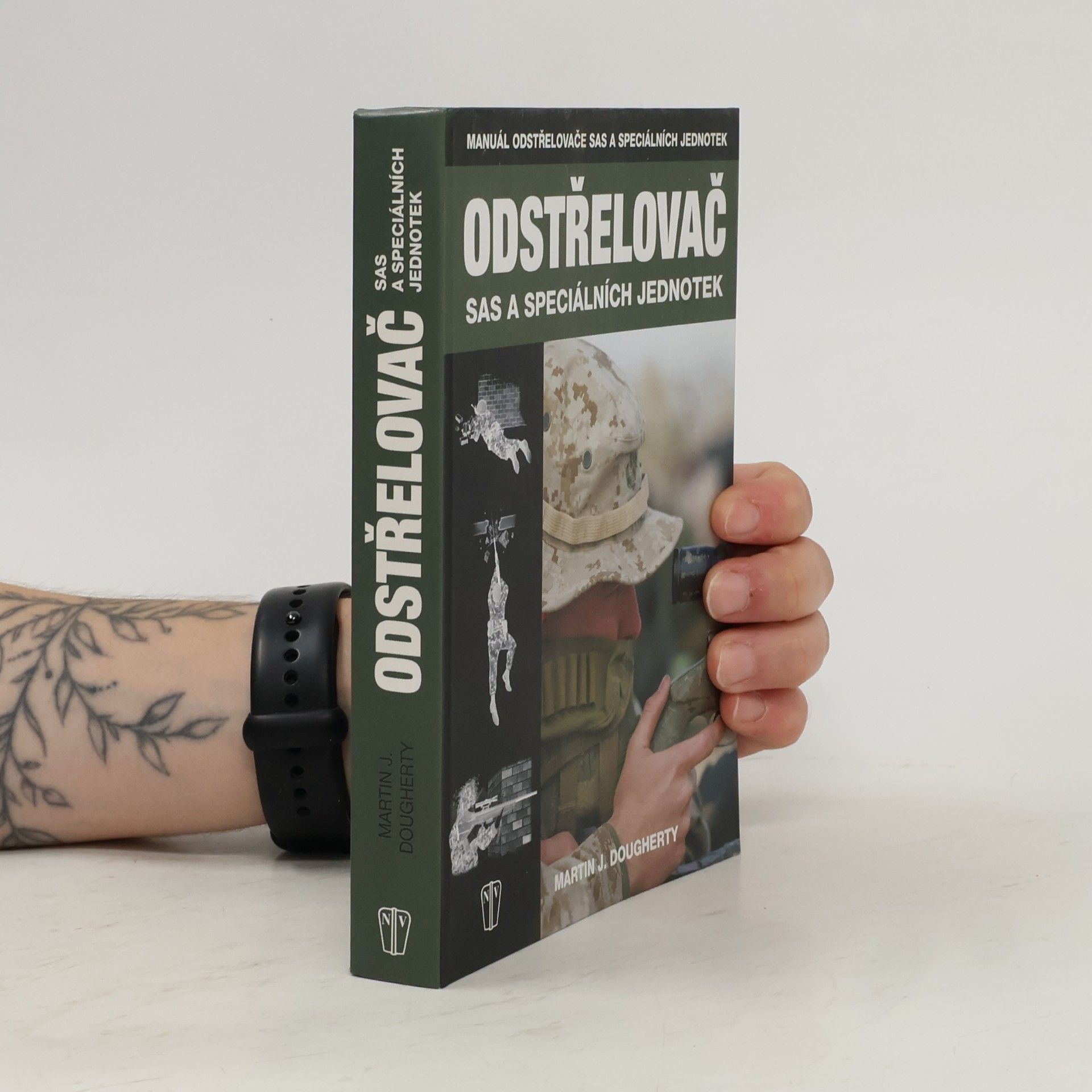 Odstřelovač SAS a speciálních jednotek