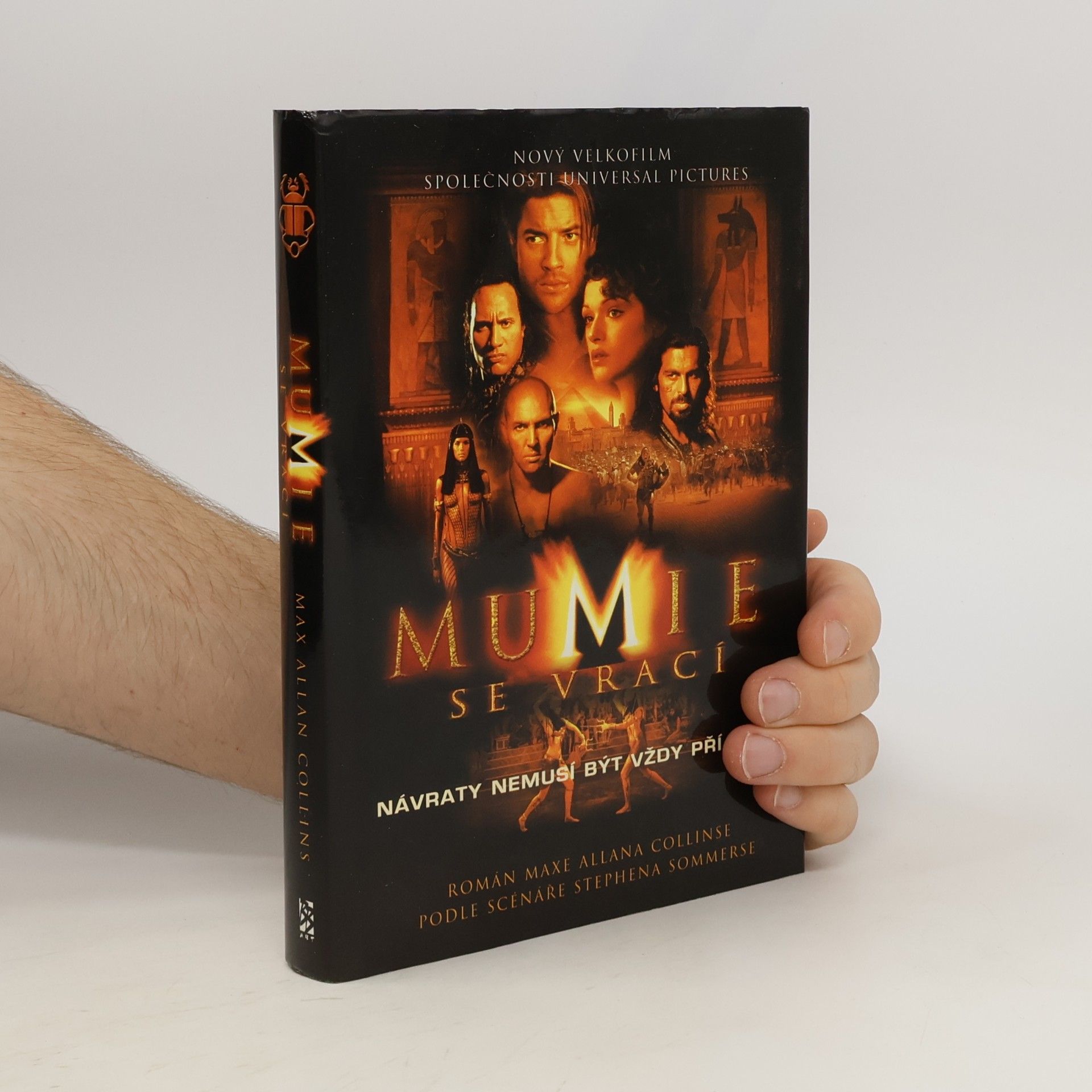Max Allan Collins Mumie se vrací