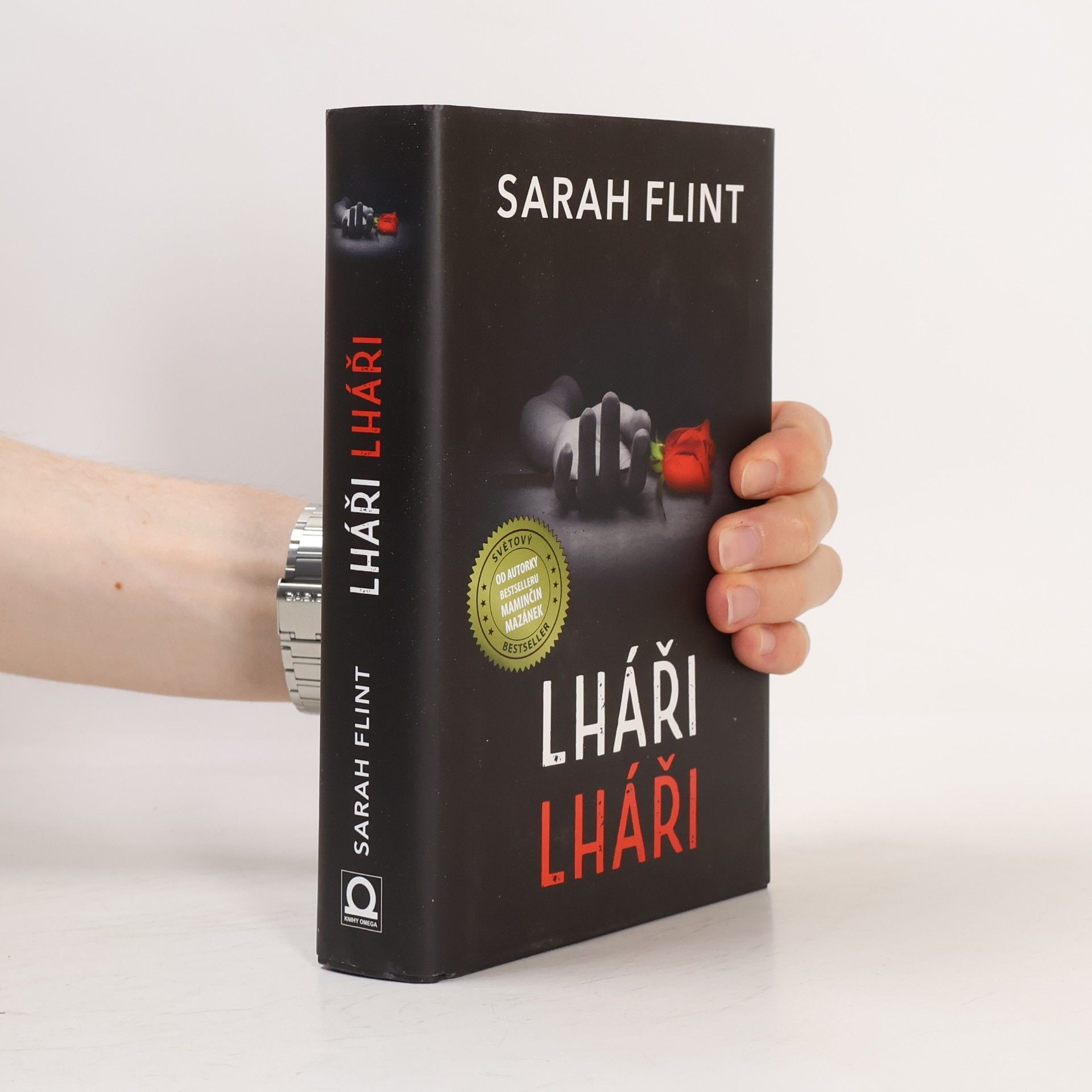 Sarah Flint Lháři, lháři