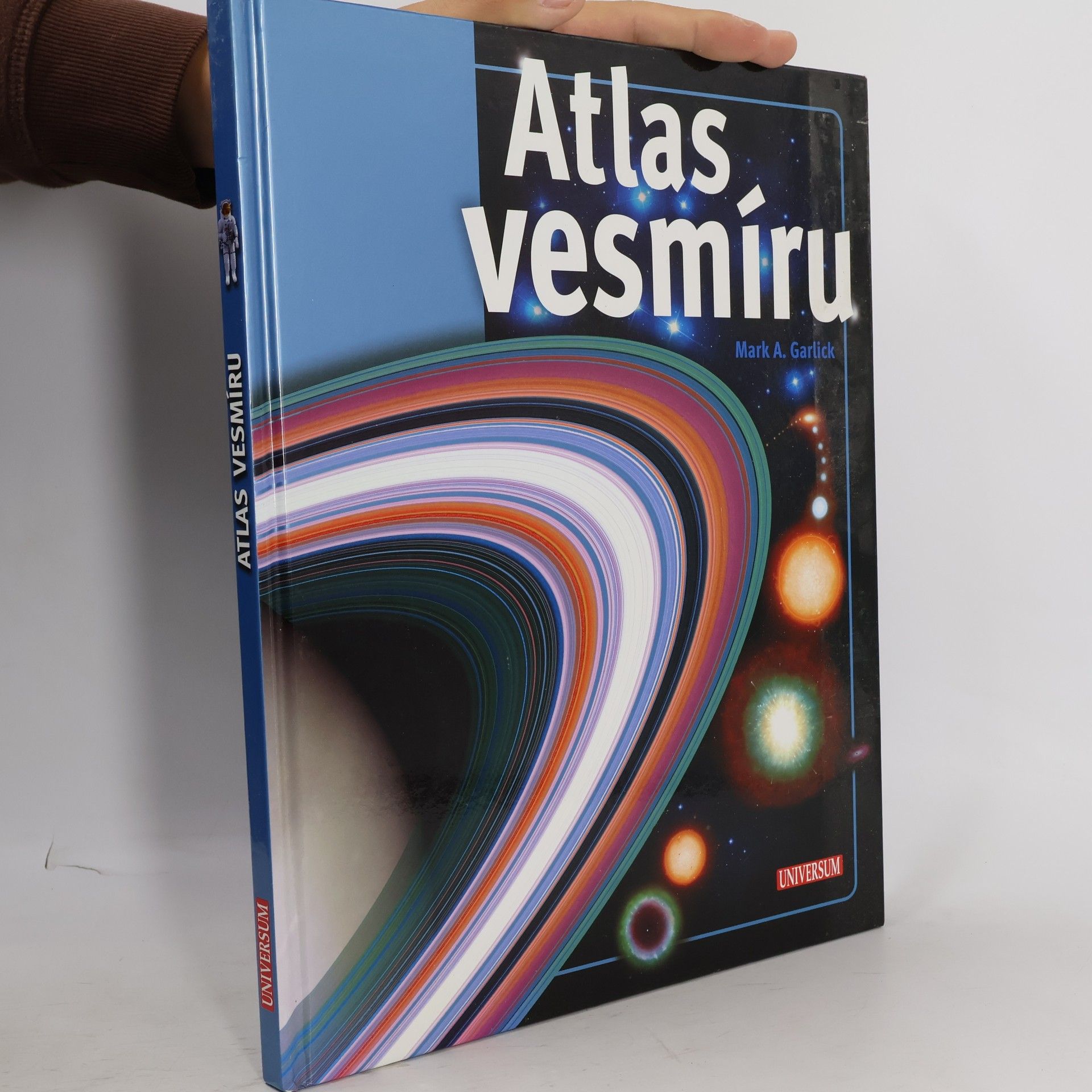 Mark A. Garlick Atlas vesmíru