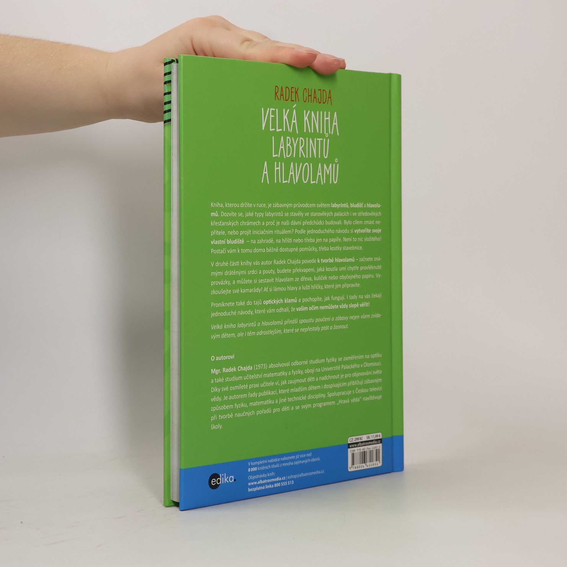 Radek Chajda Velká kniha labyrintů a hlavolamů