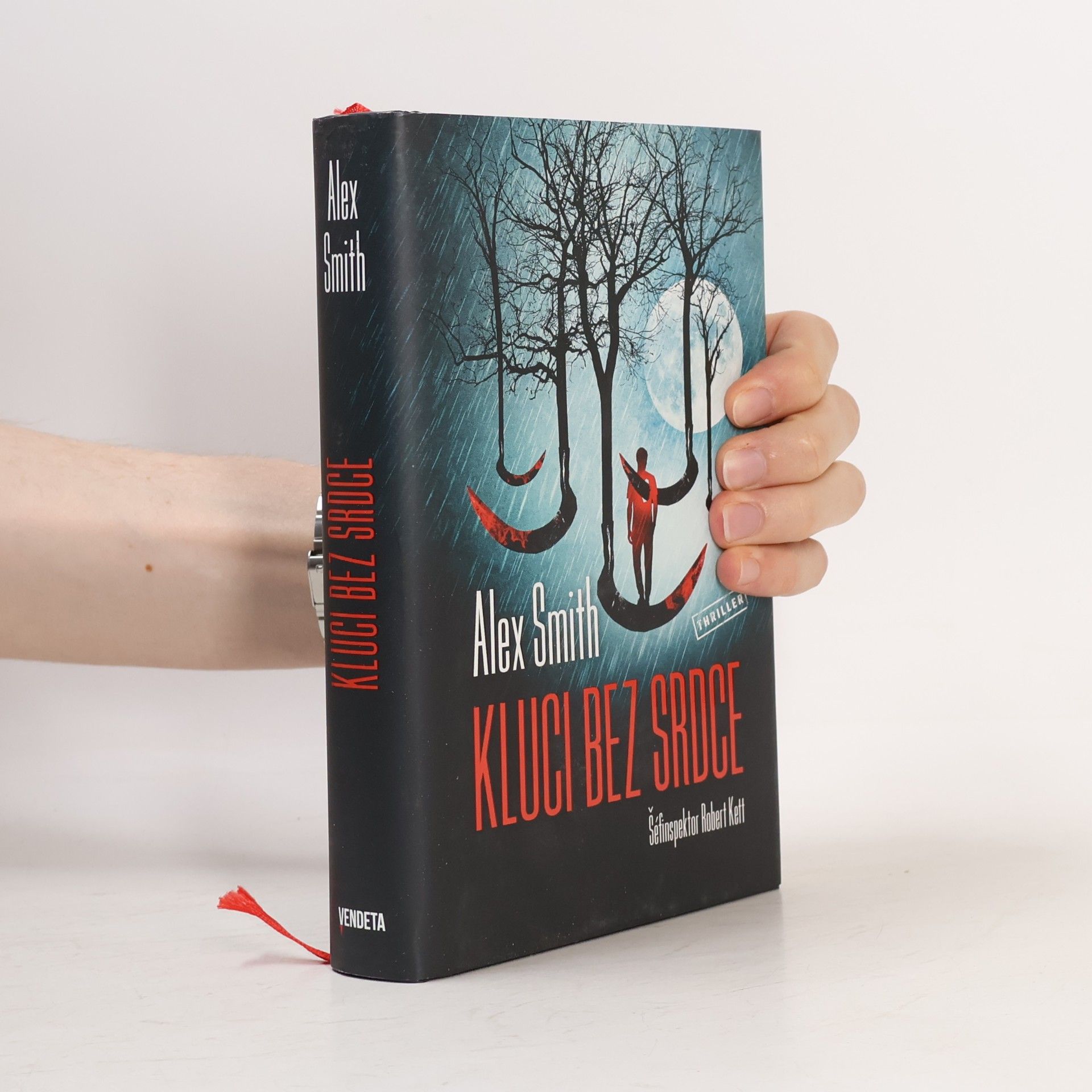 Alexander Gordon Smith Kluci bez srdce