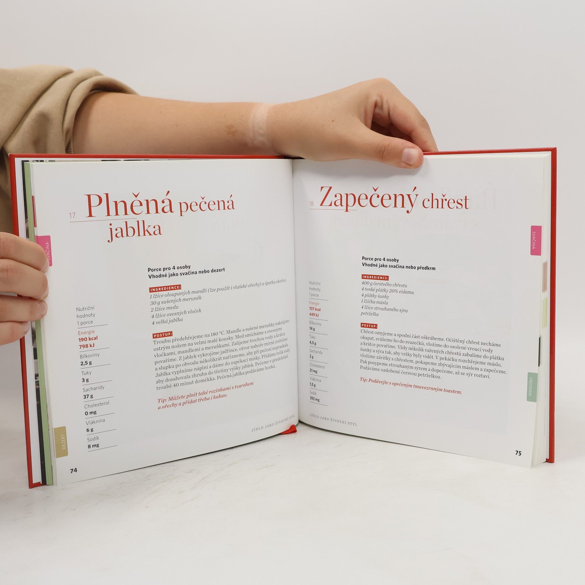 Petra Lamschová Jídlo jako životní styl, aneb 100 otázek, odpovědí a receptů