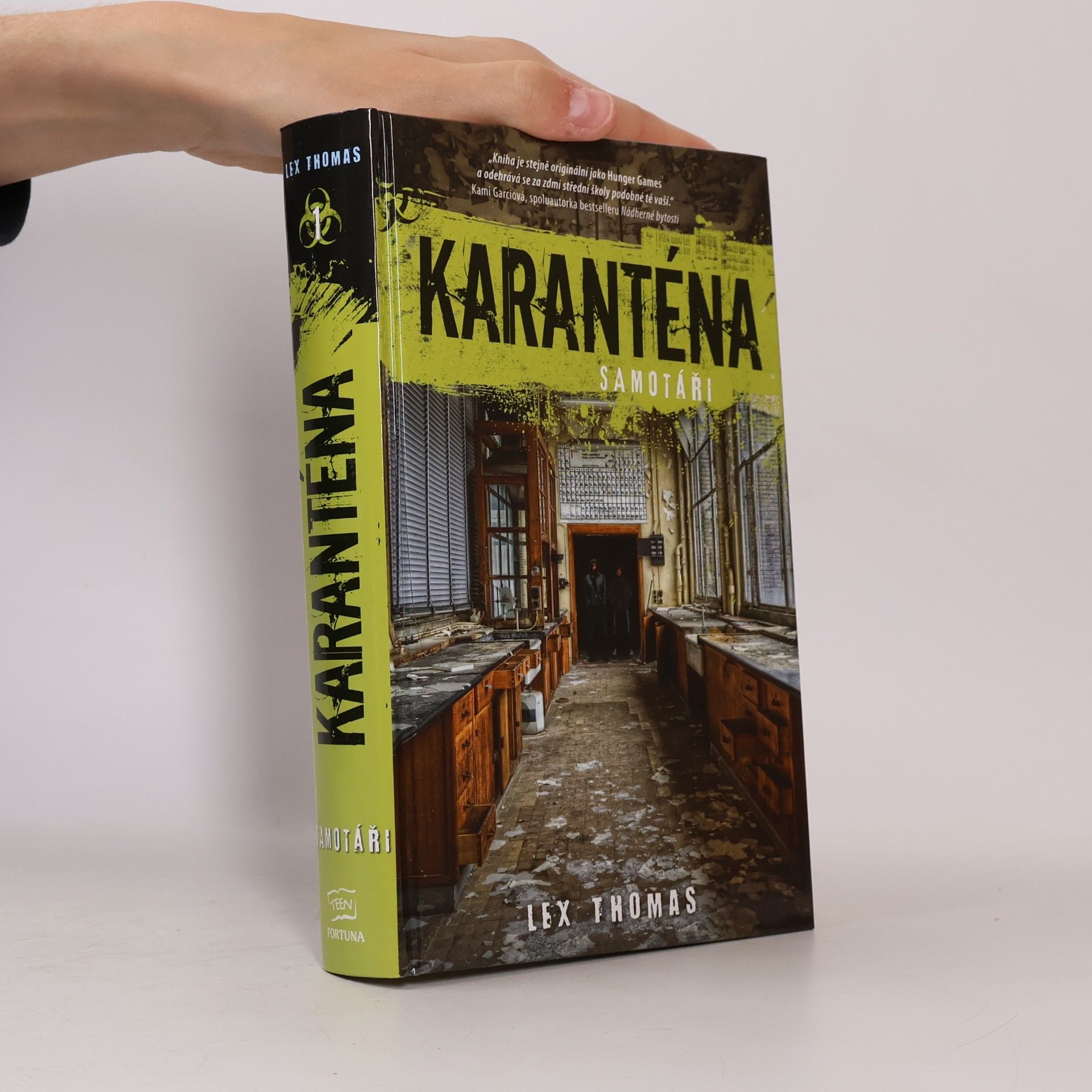 Lex Thomas Karanténa. První kniha, Samotáři