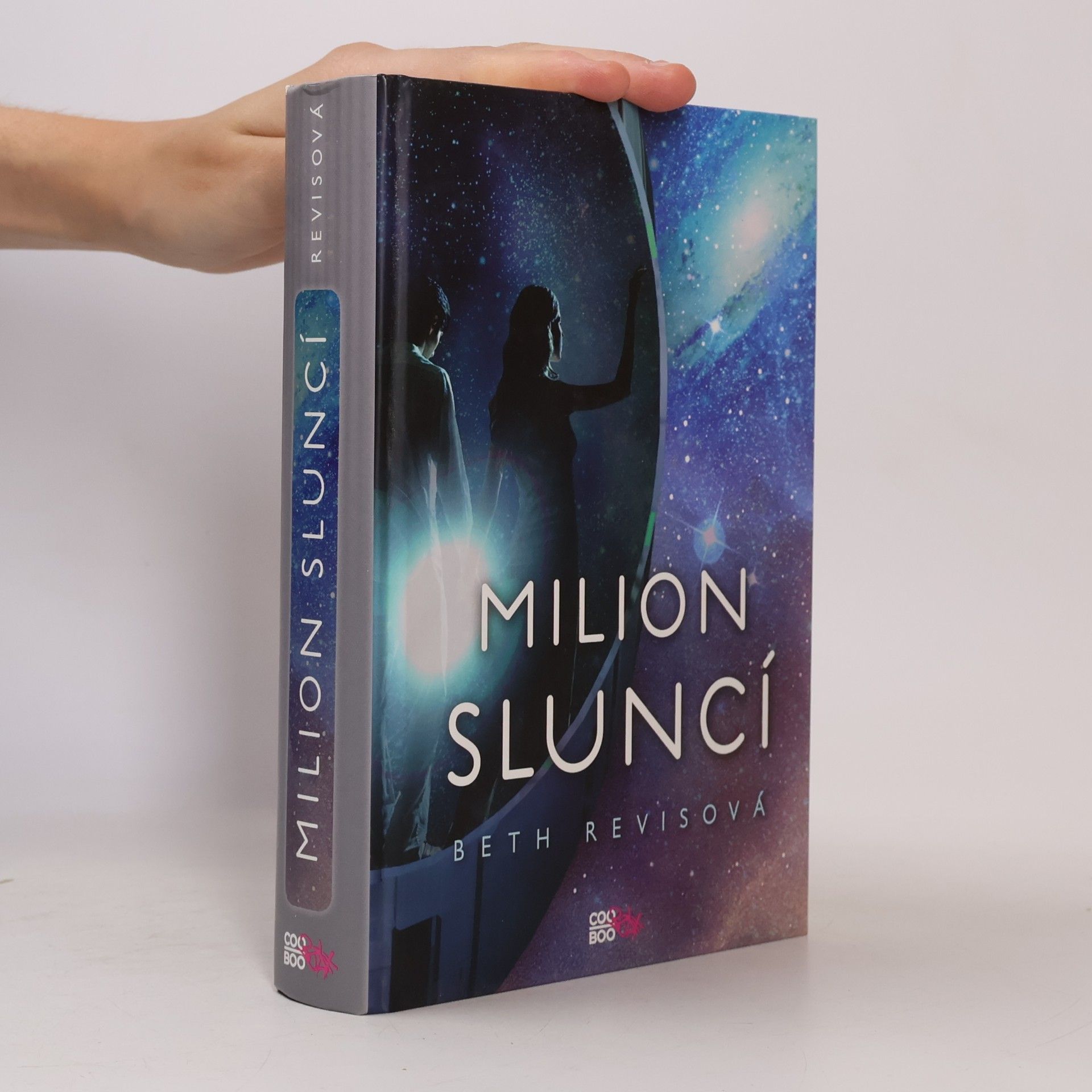 Beth Revis Milion sluncí. 2. díl