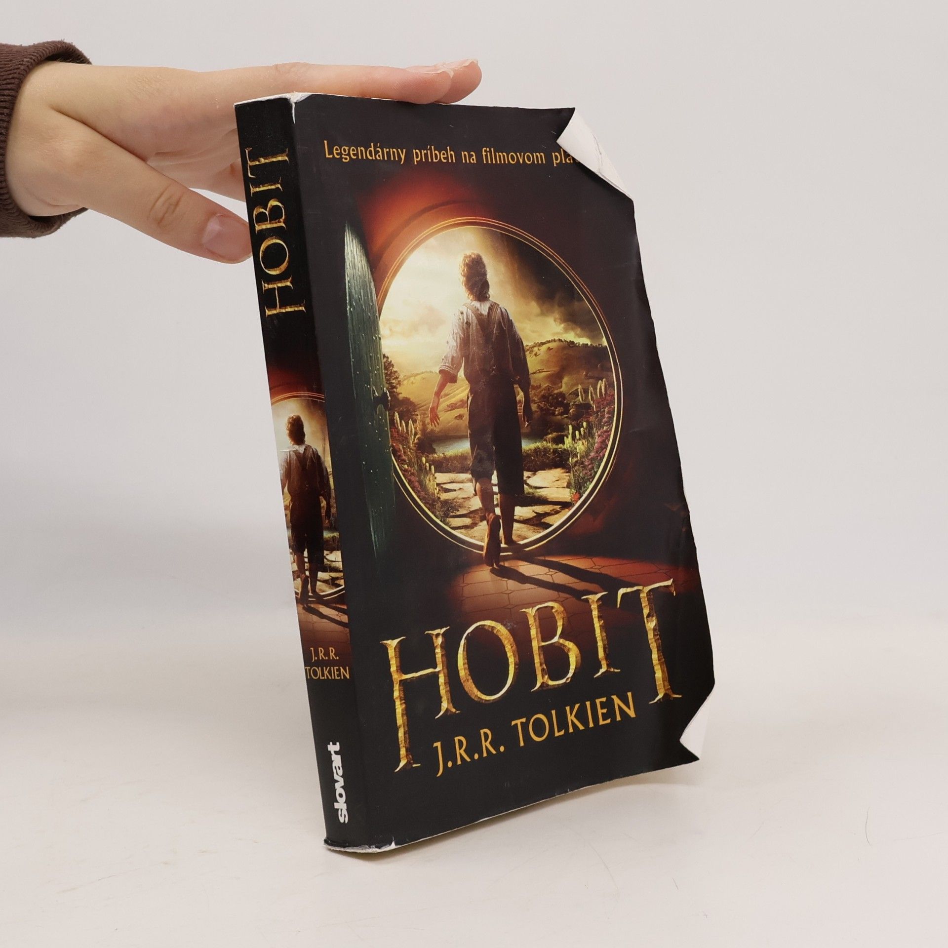 J. R. R. Tolkien Hobit (alebo Cesta tam a späť)
