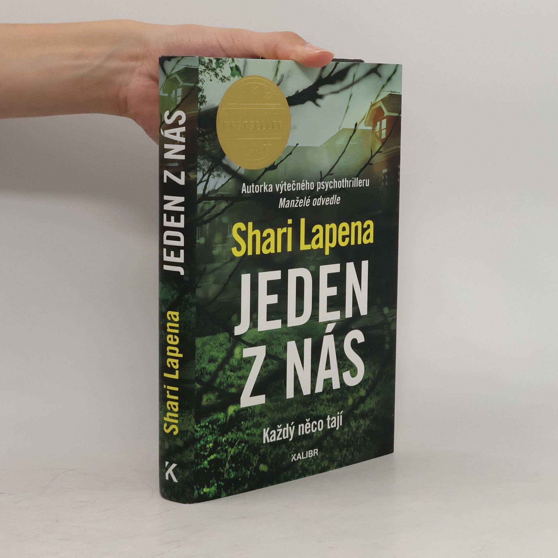 Shari Lapena Jeden z nás
