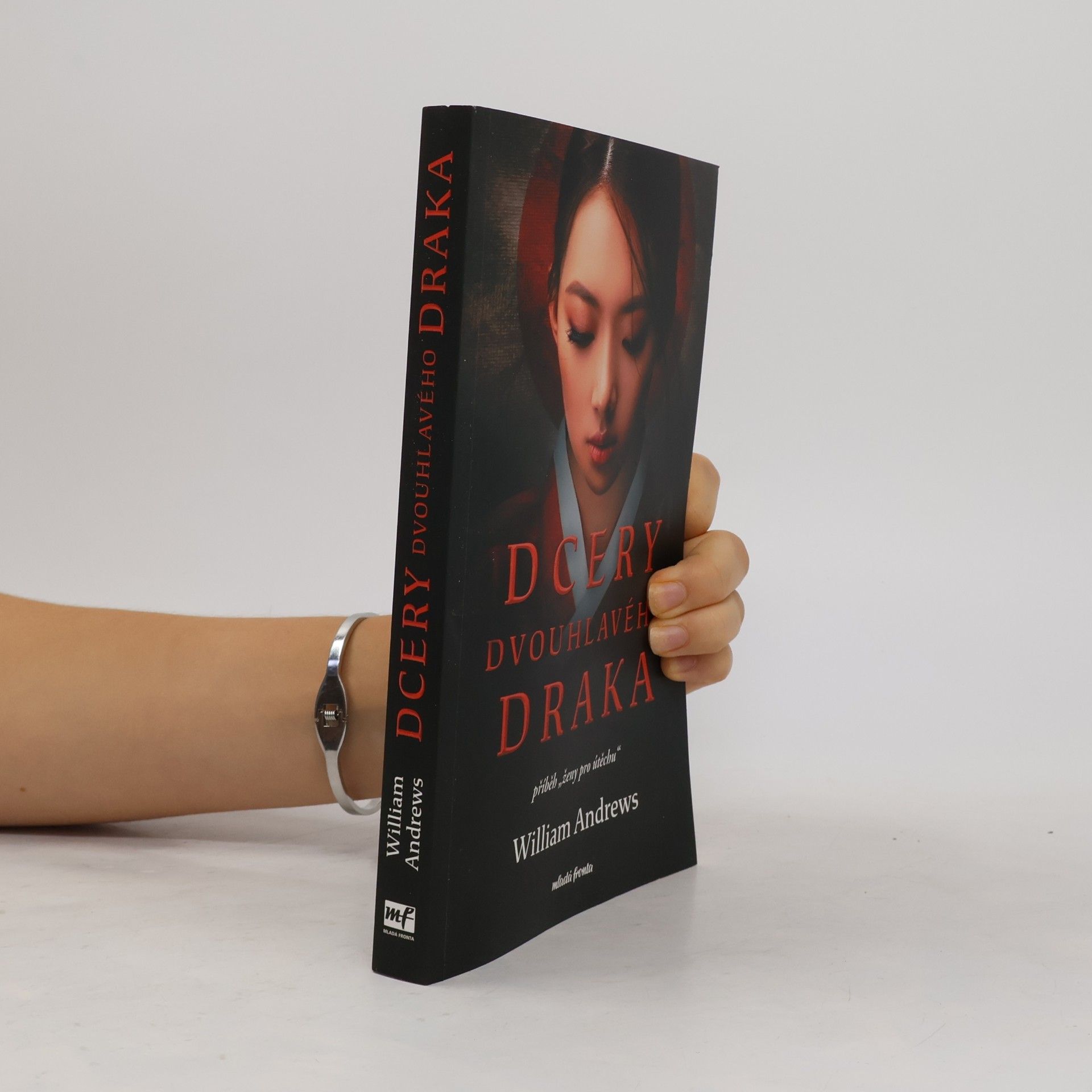 William Andrews Dcery dvouhlavého draka : příběh "ženy pro útěchu"