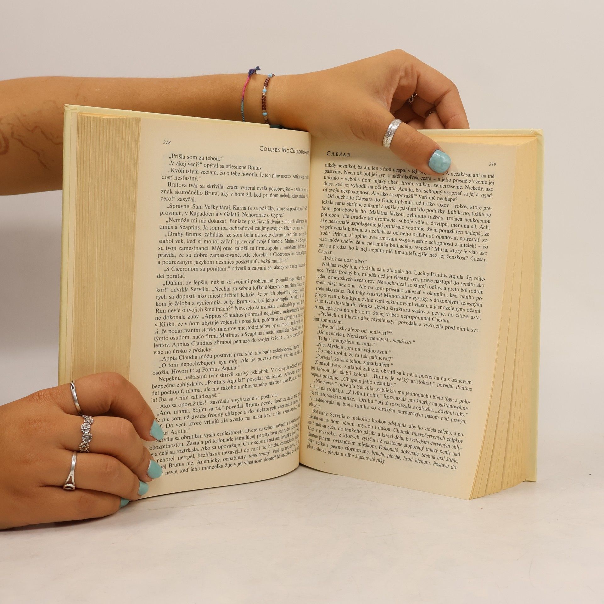 Colleen McCullough Caesar
