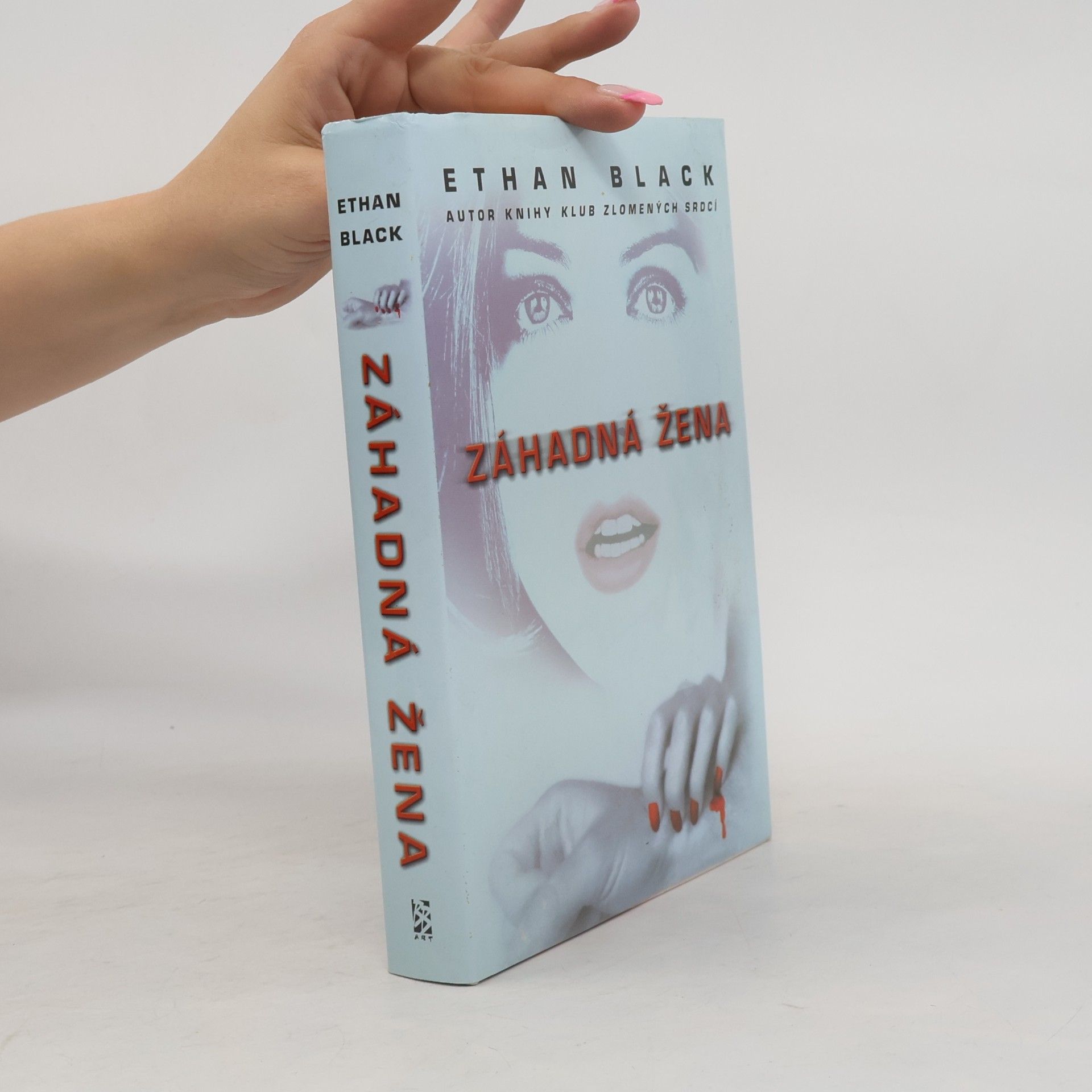 Ethan Black Záhadná žena