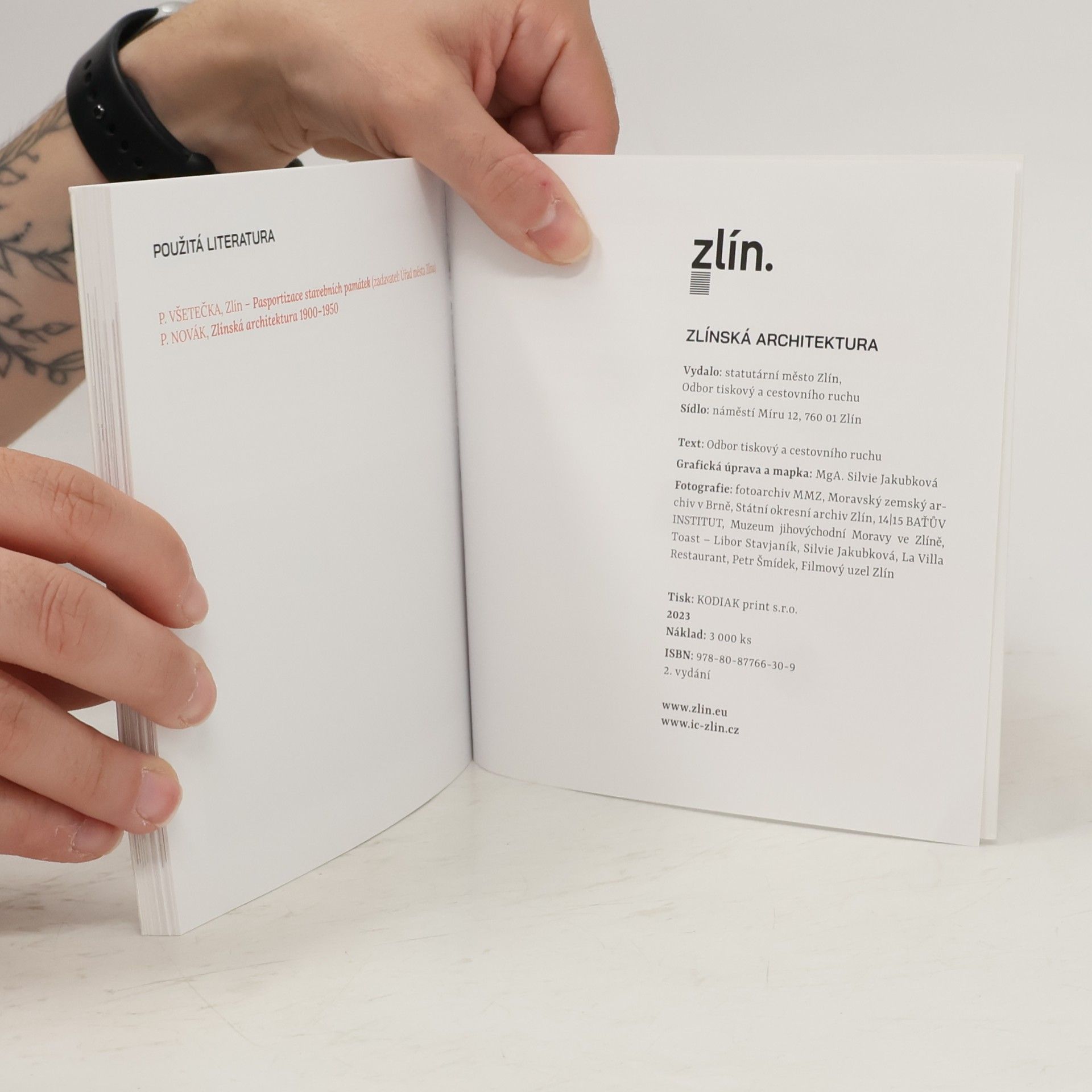Autorenkollektiv Zlínská architektura