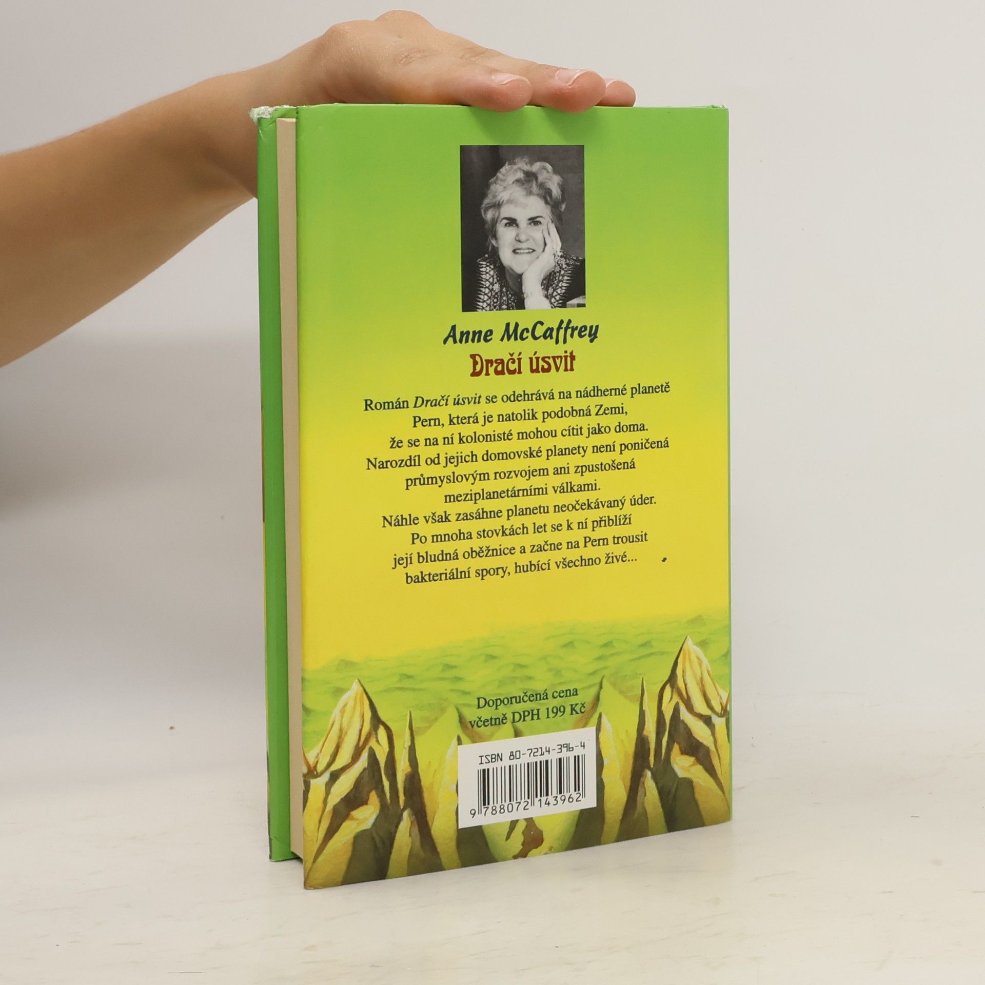Anne McCaffrey Dračí úsvit