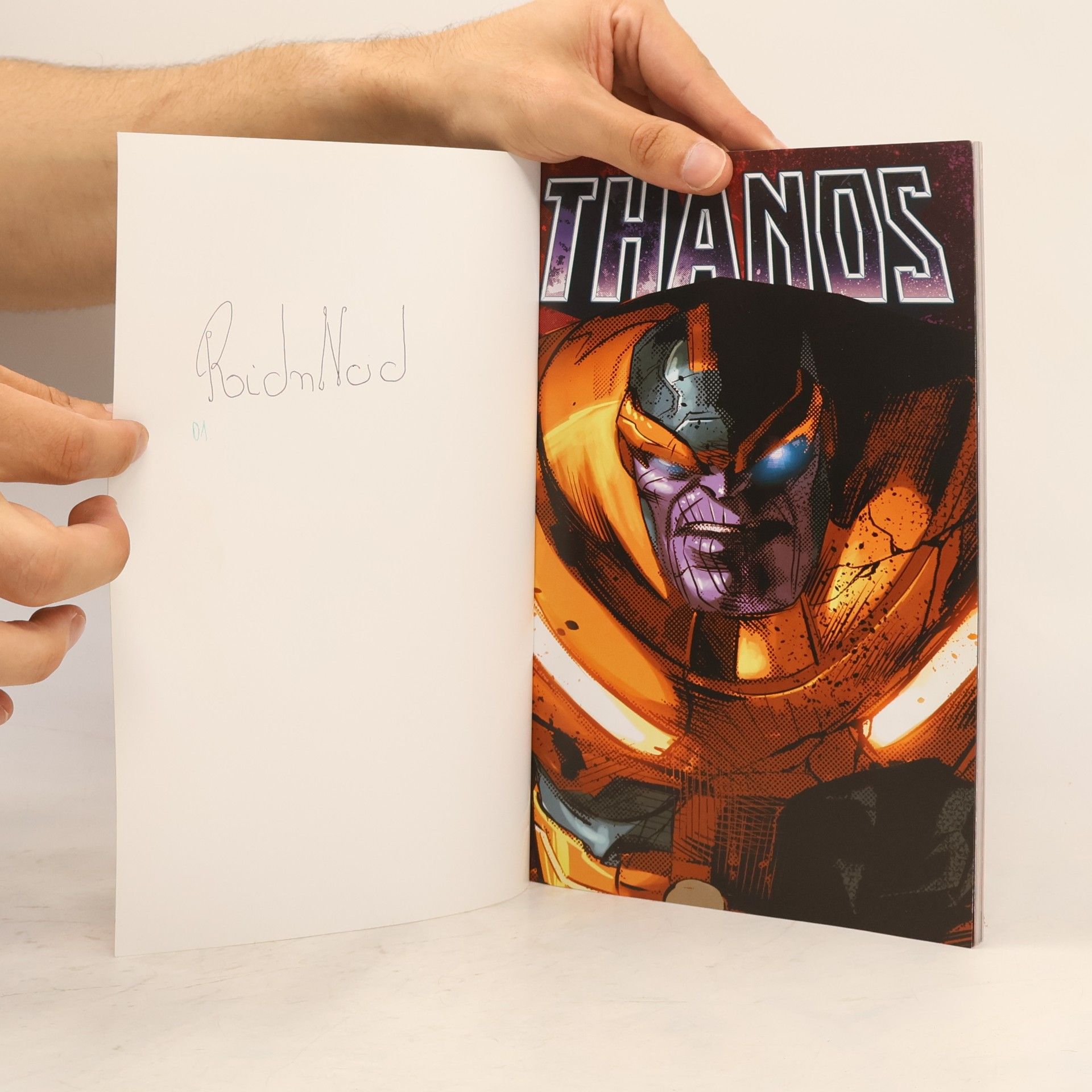 Jeff Lemire Thanos. Thanos se vrací