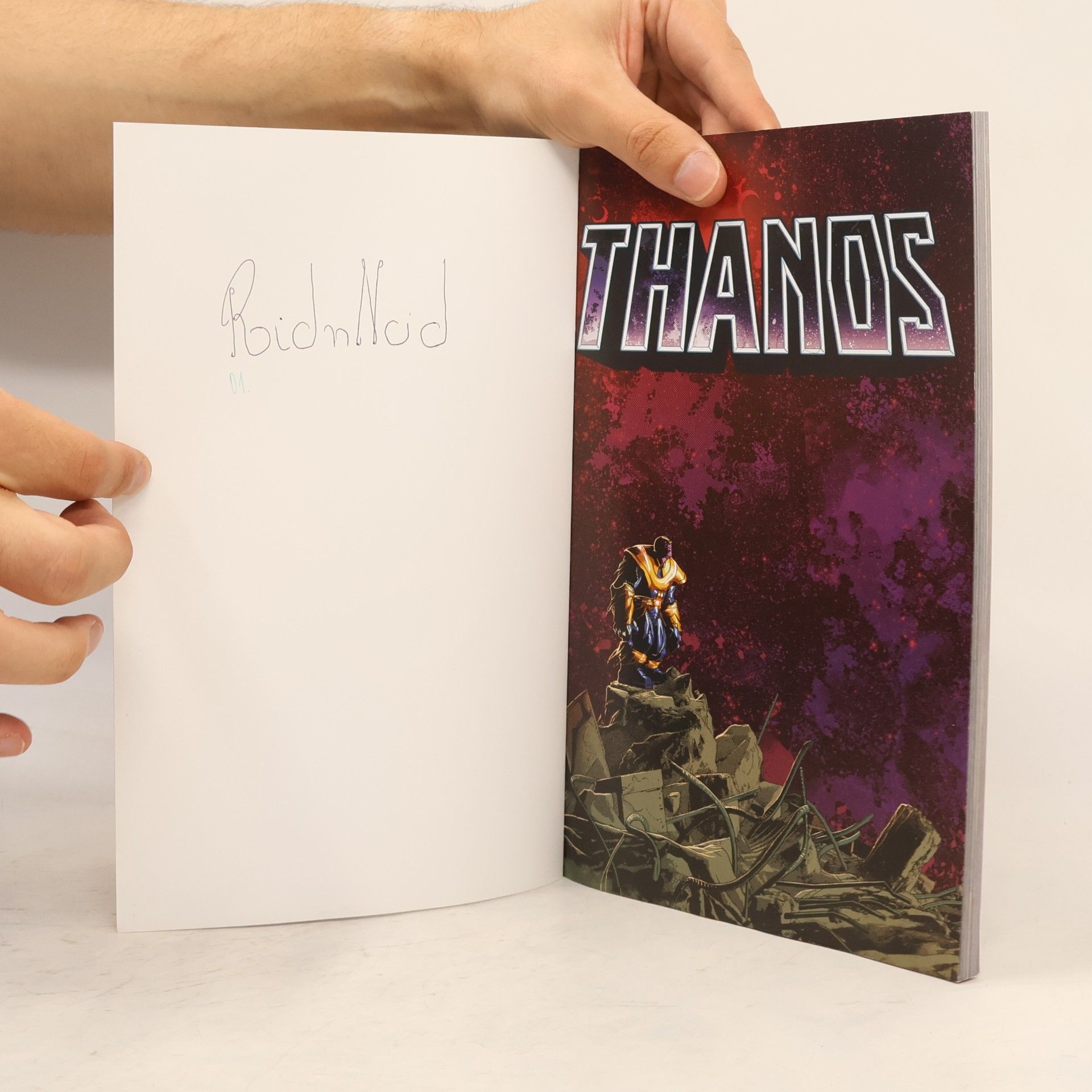 Jeff Lemire Thanos. Lom bohů