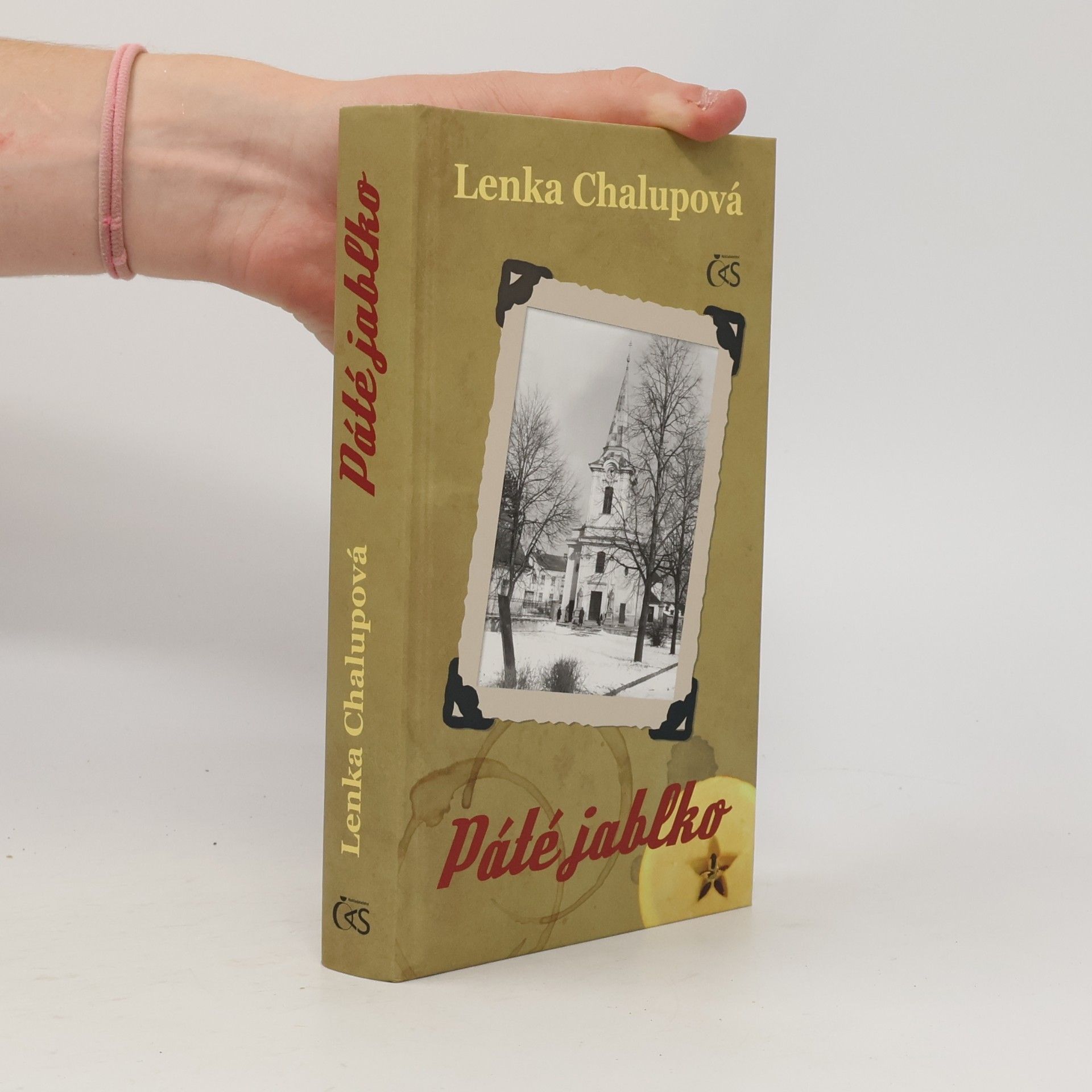 Lenka Chalupová Páté jablko