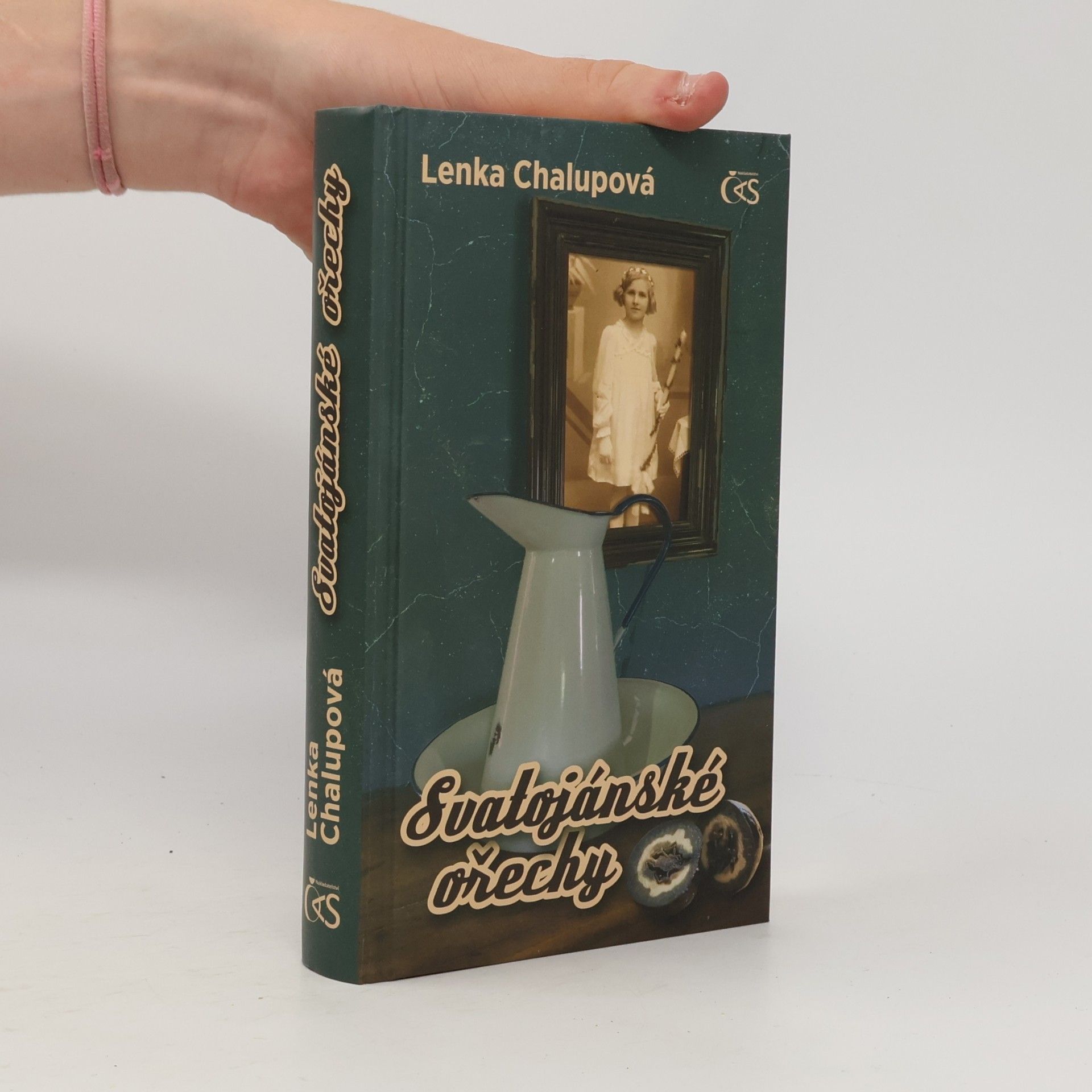 Lenka Chalupová Svatojánské ořechy