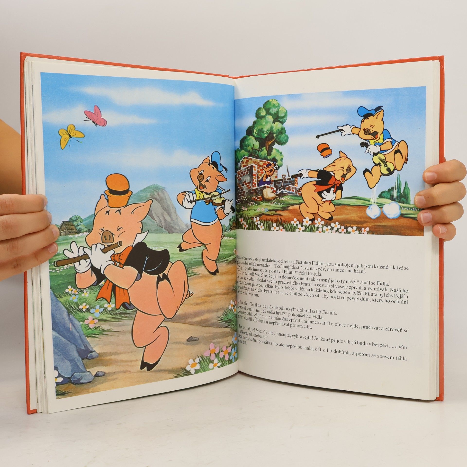 Walt Disney Alenka v kraji divů. Autíčko Modrásek. O třech malých prasátkách.