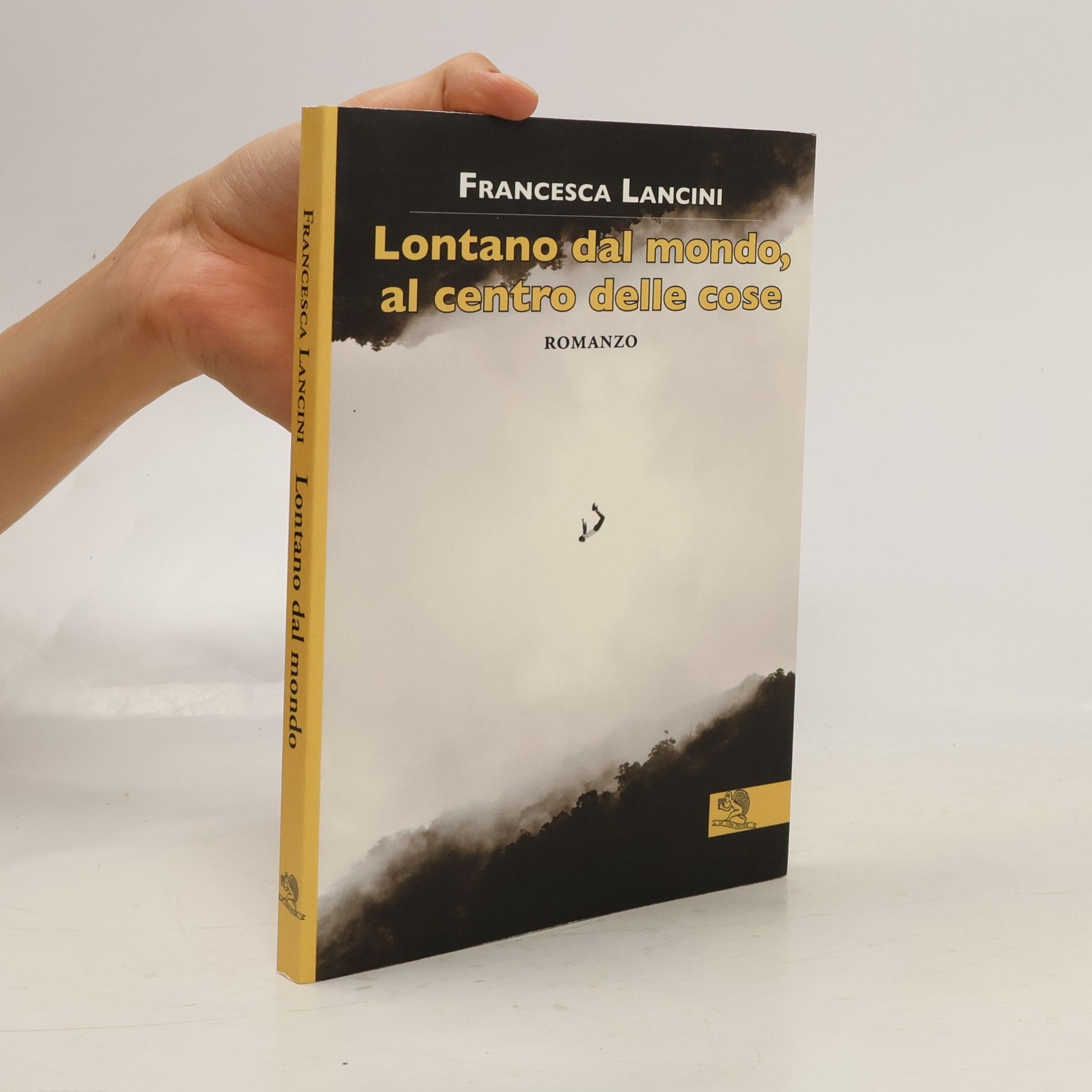 Contemporanea: Lontano dal mondo, al centro delle cose