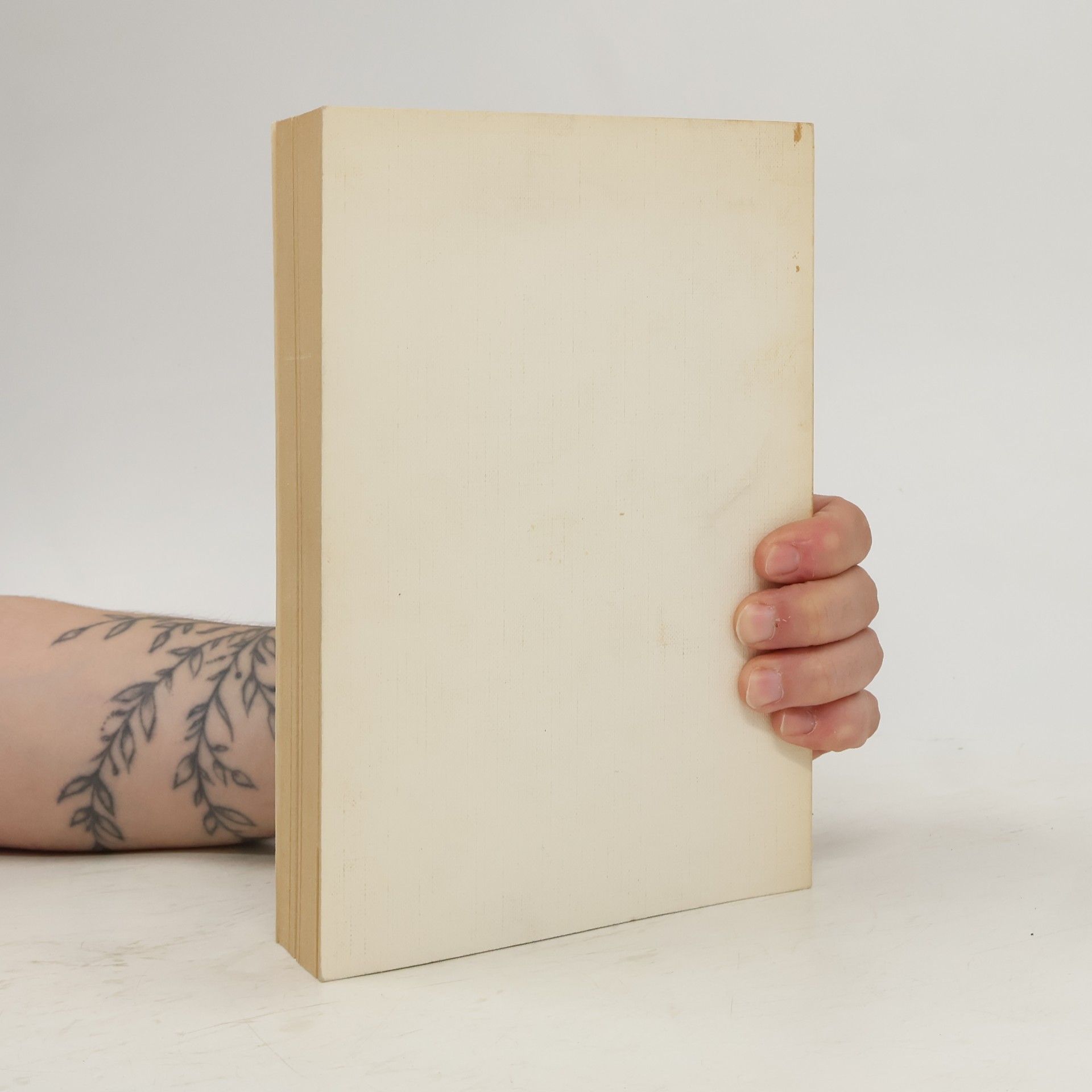 Hannelore Fenske Schweizerische und österreichische Besonderheiten in deutschen Wörterbüchern