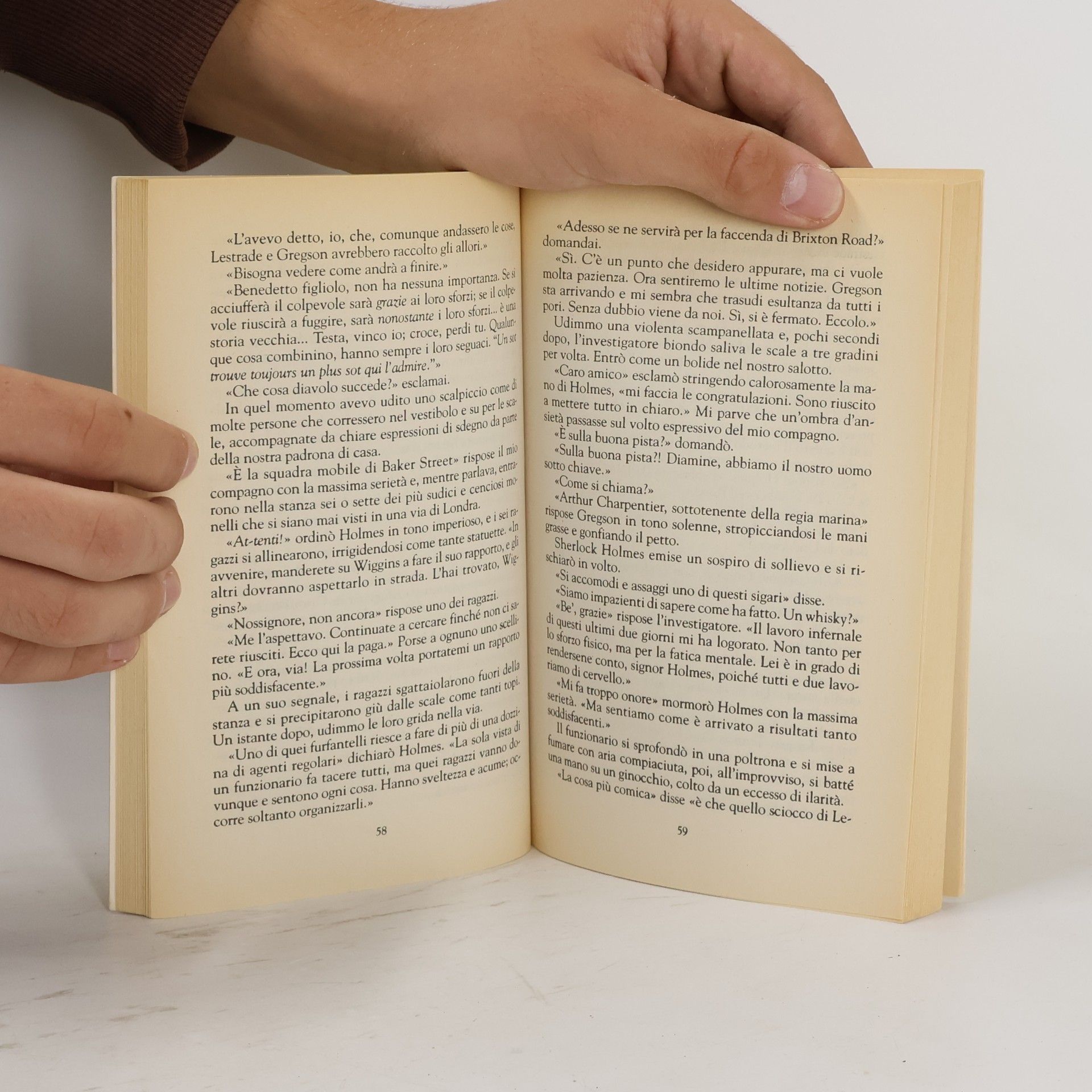 Arthur Conan Doyle Uno studio in rosso
