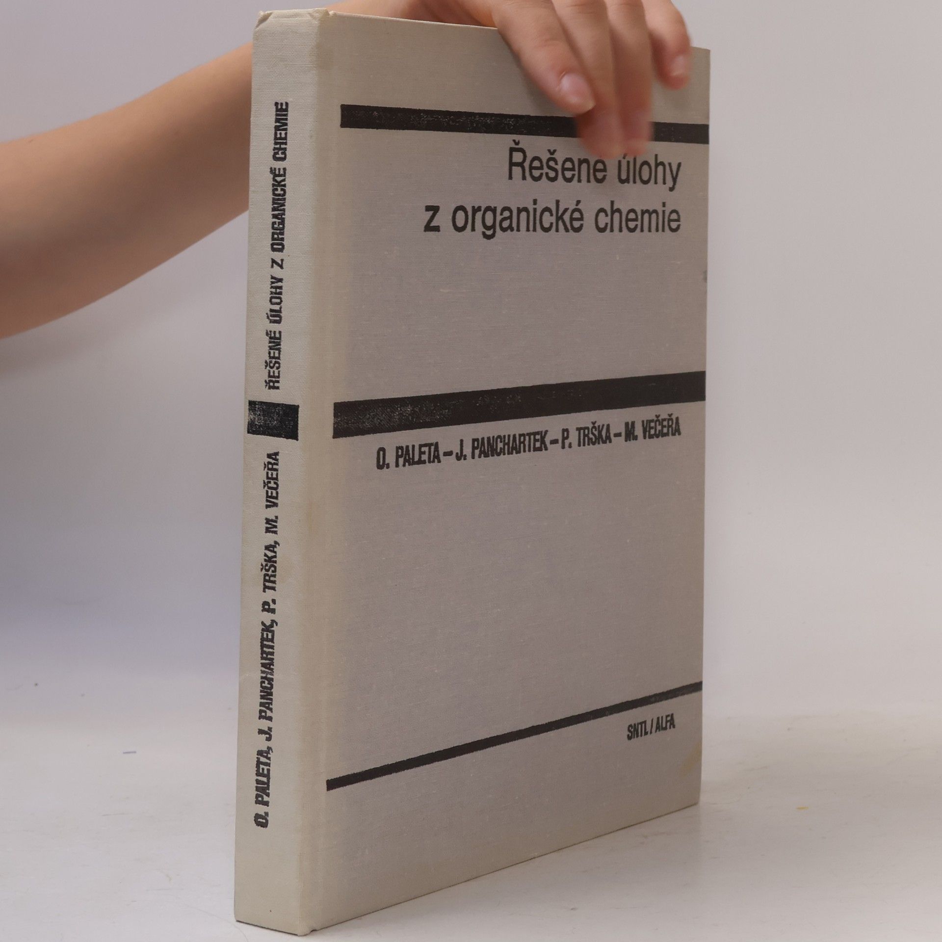 Kolektiv autorů Řešené úlohy z organické chemie
