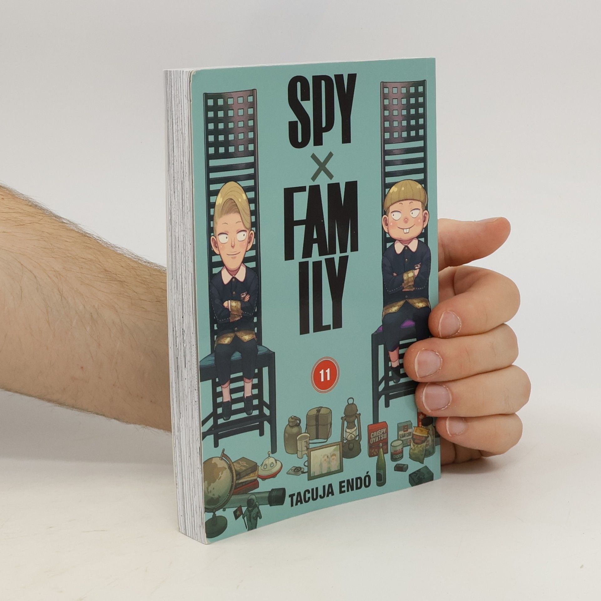 Tacuja Endó Spy x Family. 11