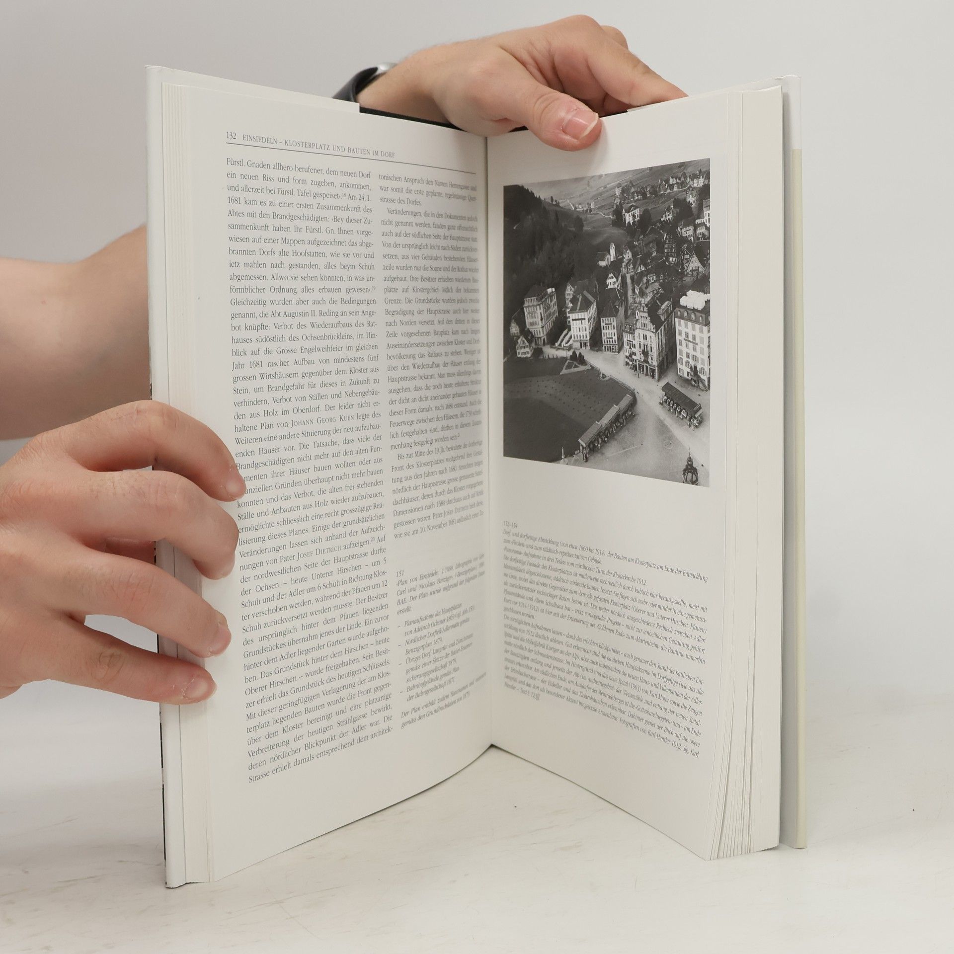 Werner Oechslin Die Kunstdenkmäler des Kantons Schwyz, Neue Ausgabe - III.II: Die Kunstdenkmäler der Schweiz