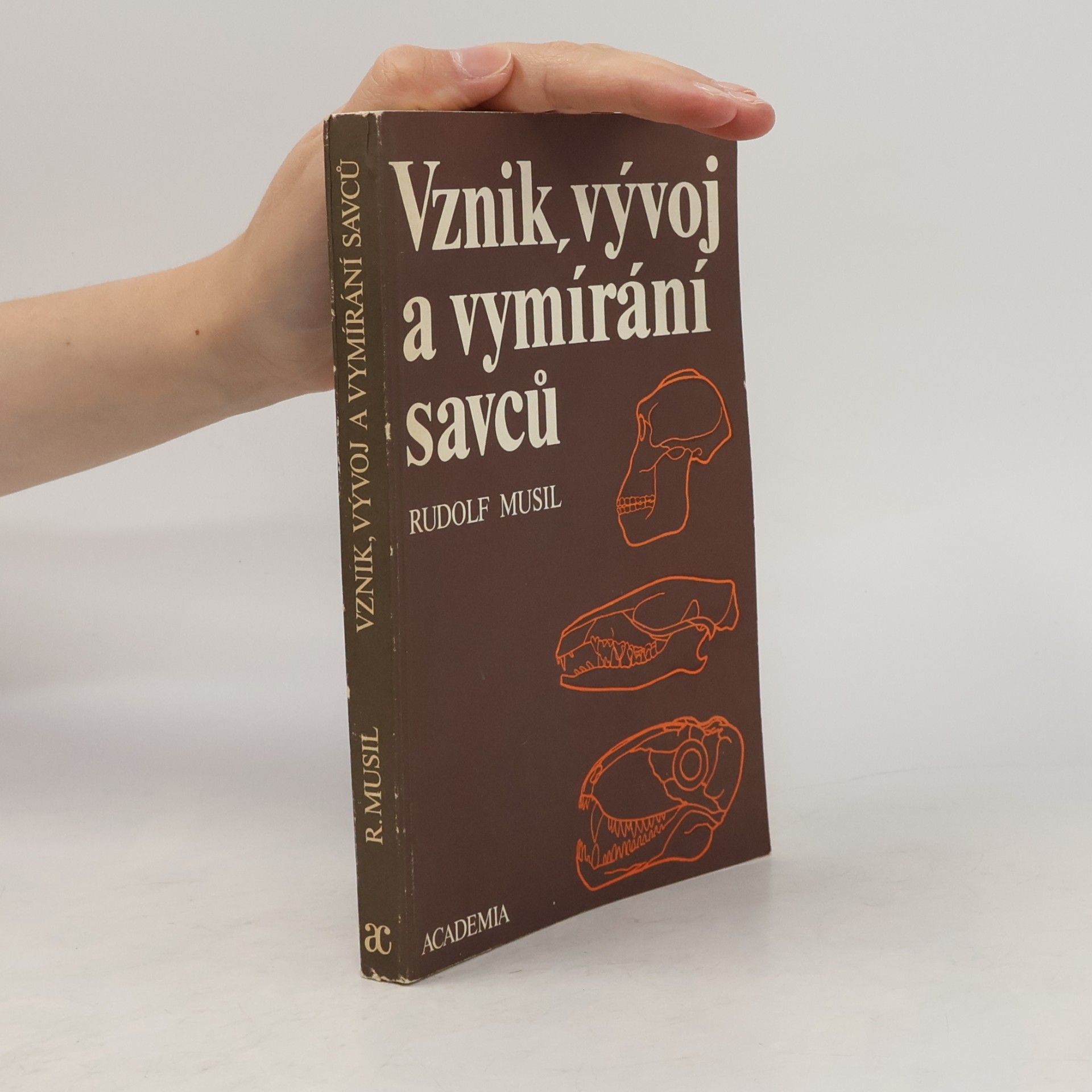 Rudolf Musil Vznik, vývoj a vymírání savců