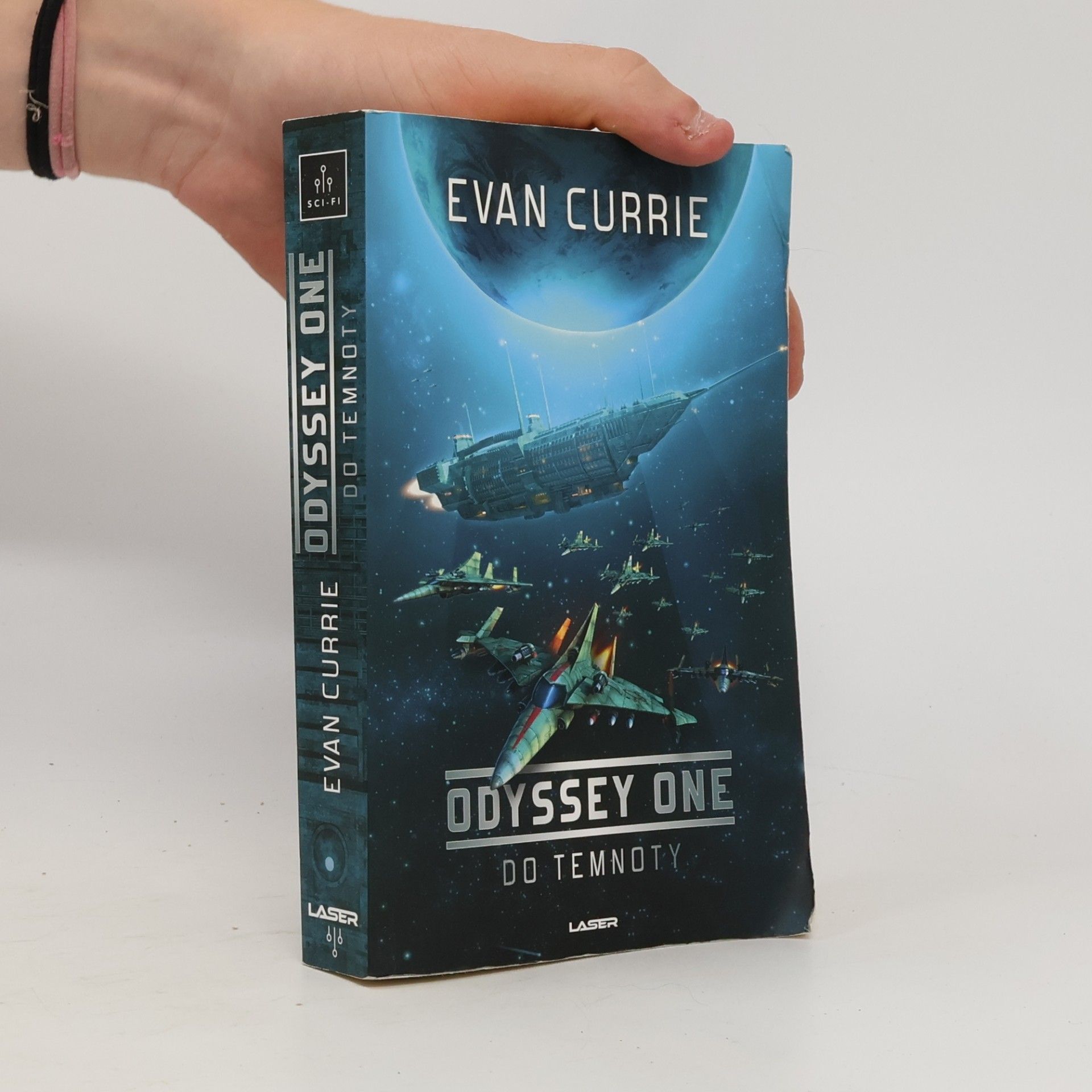 Evan Currie Odyssey one. Do temnoty