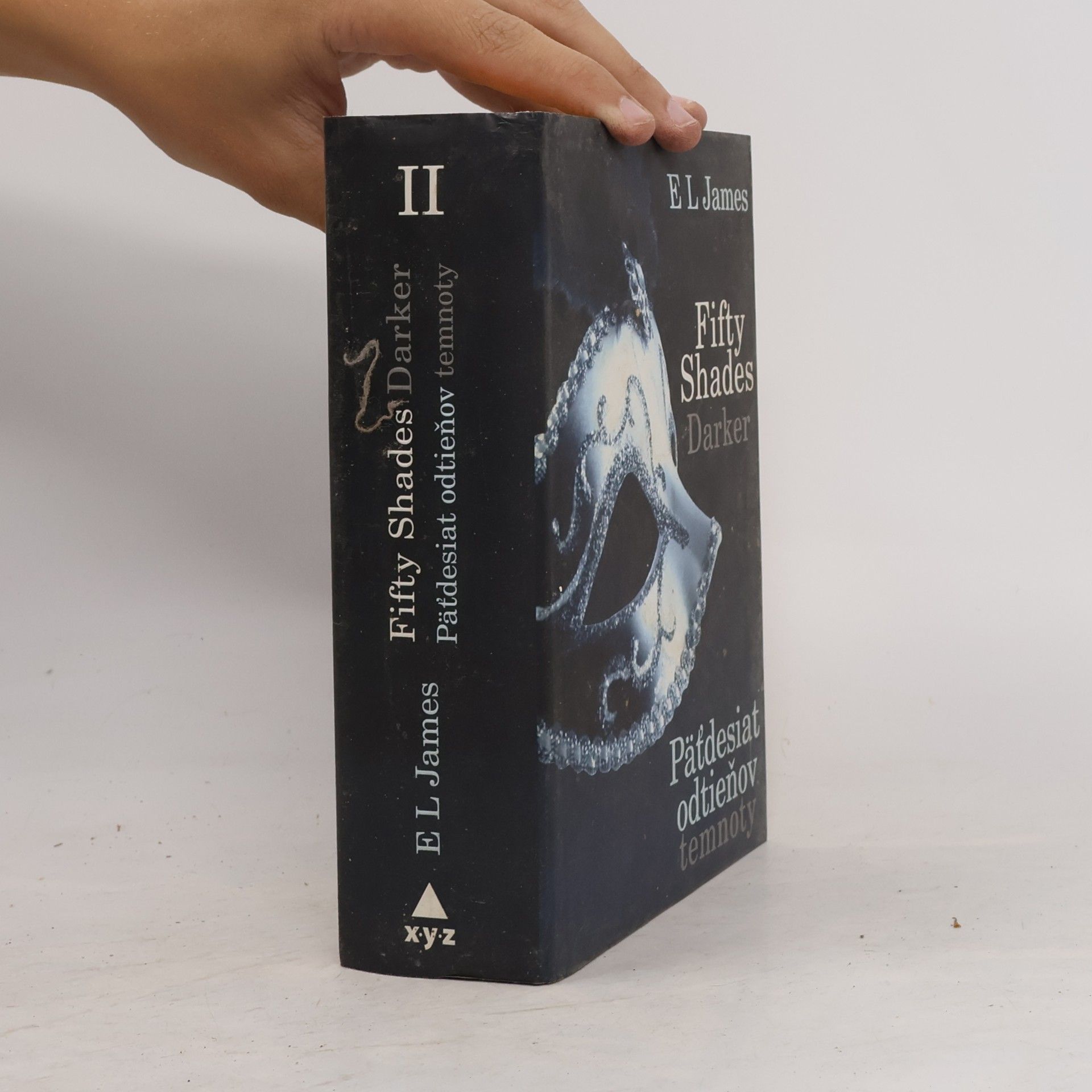 E. L. James Päťdesiat odtieňov temnoty