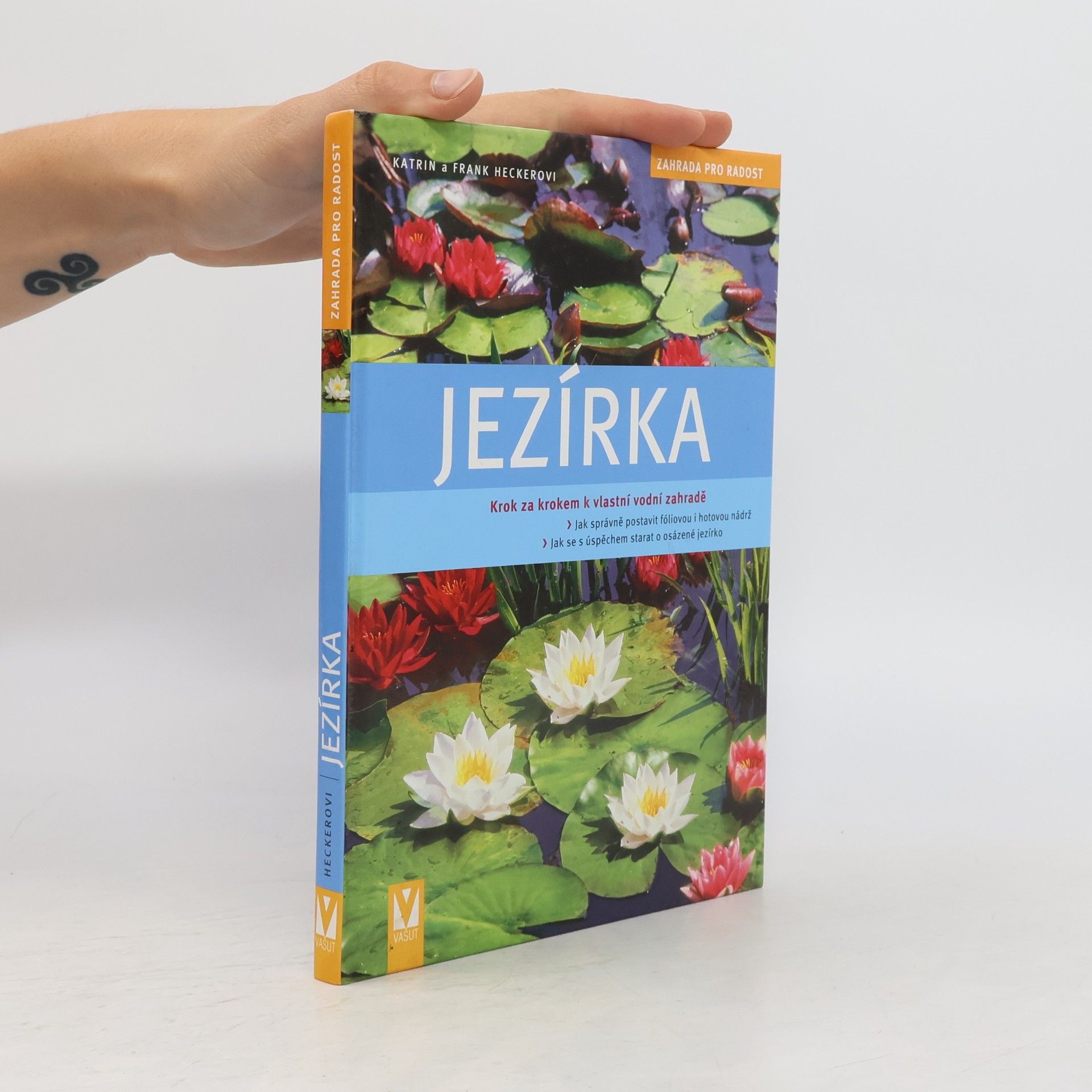Katrin Hecker Jezírka