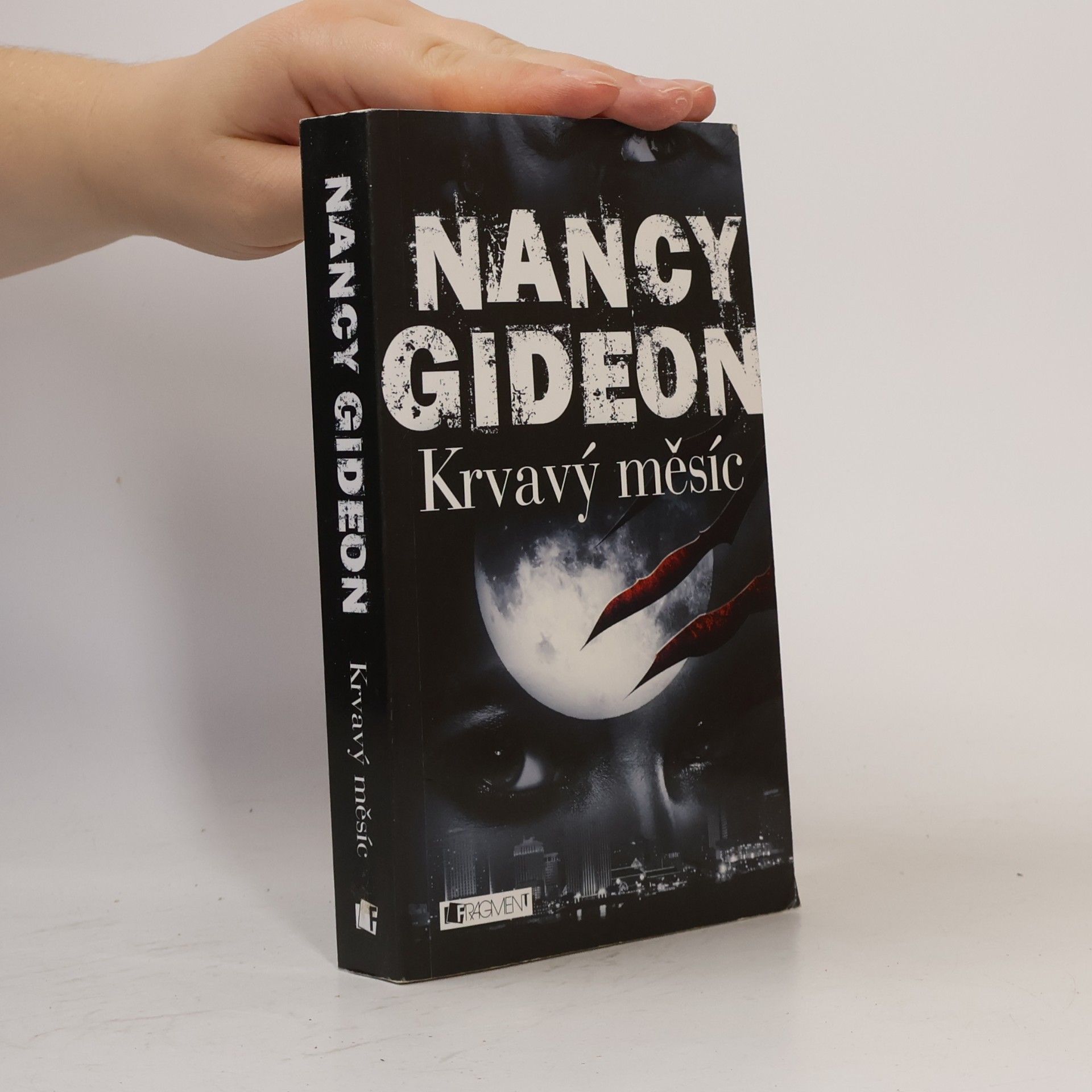 Nancy Gideon Krvavý měsíc