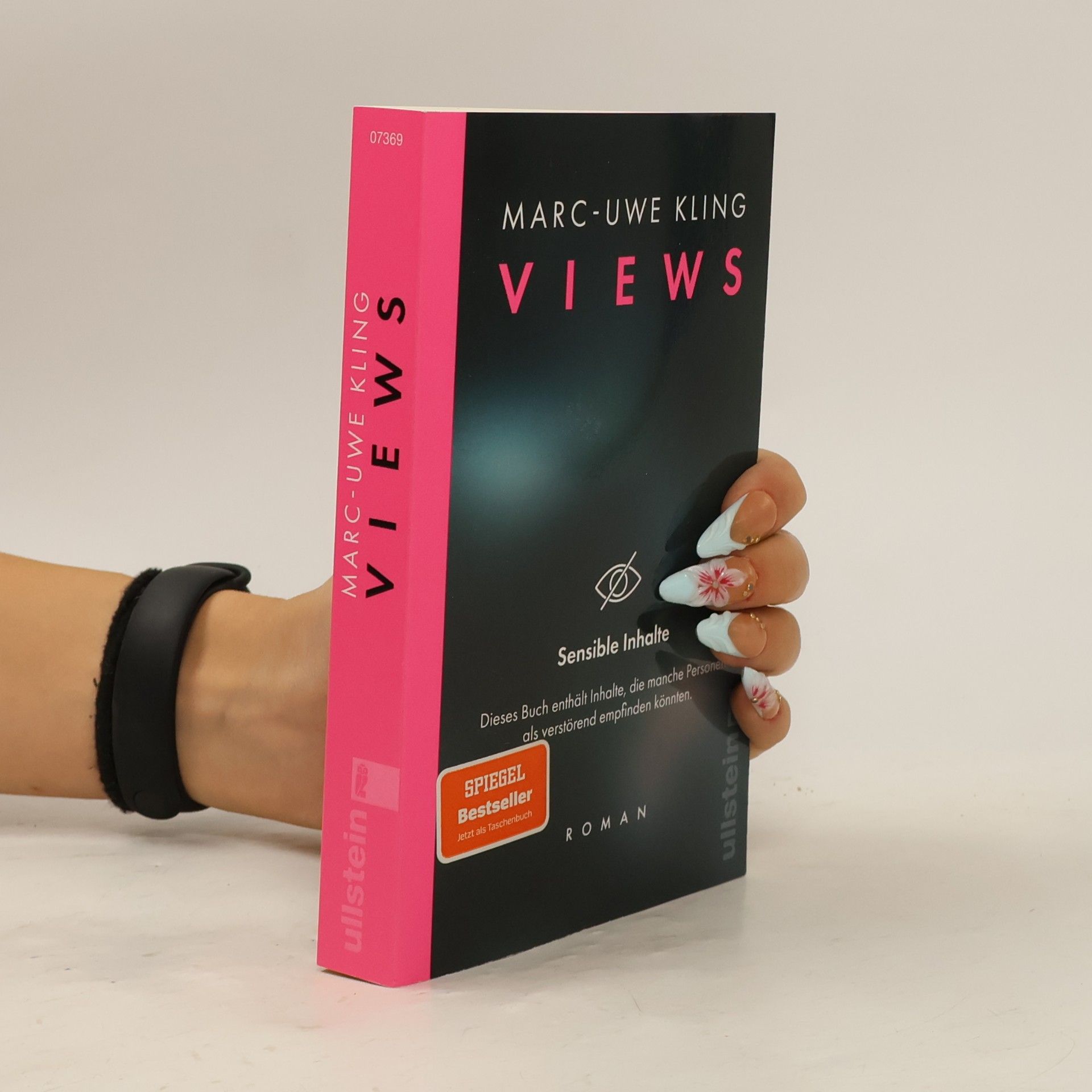 Marc-Uwe Kling VIEWS